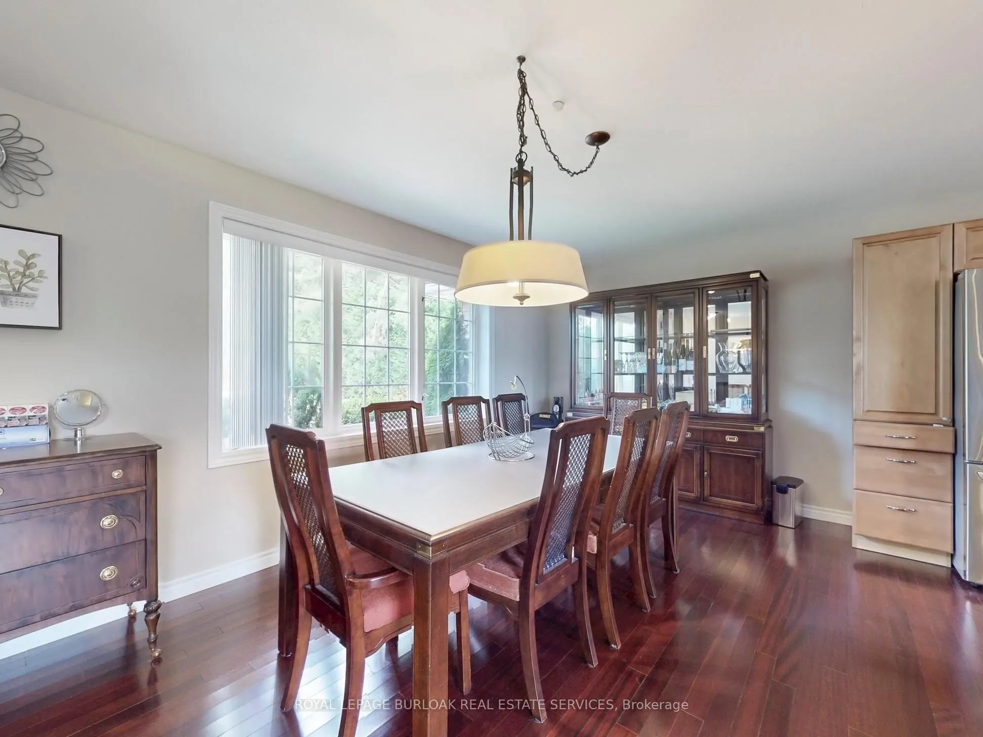 569 Highpoint Side Road