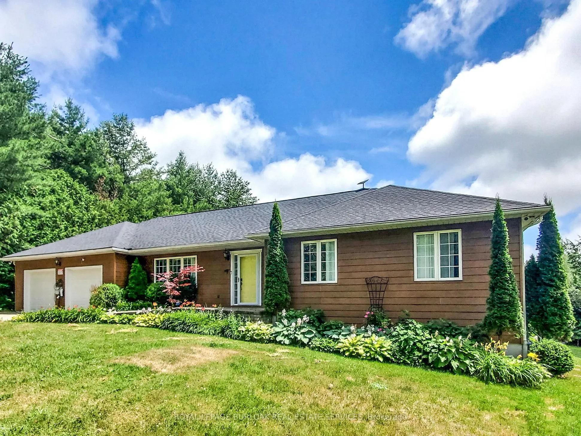 569 Highpoint Side Road