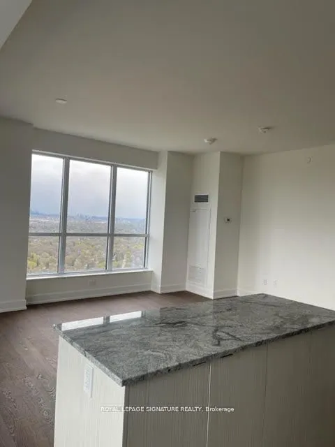 5 Mabelle Avenue, #U4335