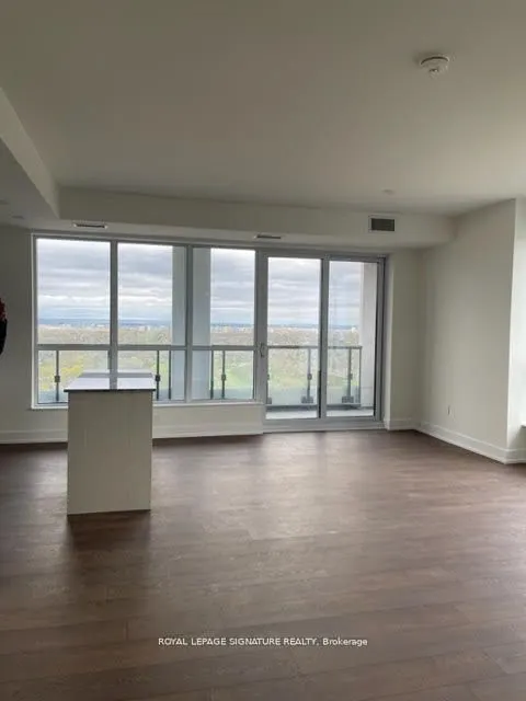 5 Mabelle Avenue, #U4335