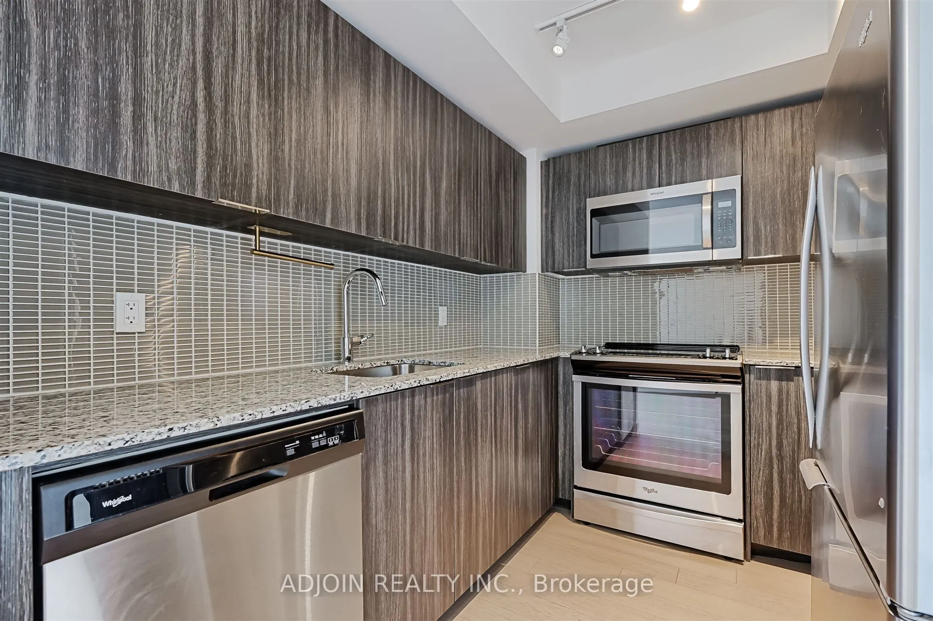 30 Shore Breeze Drive, #434