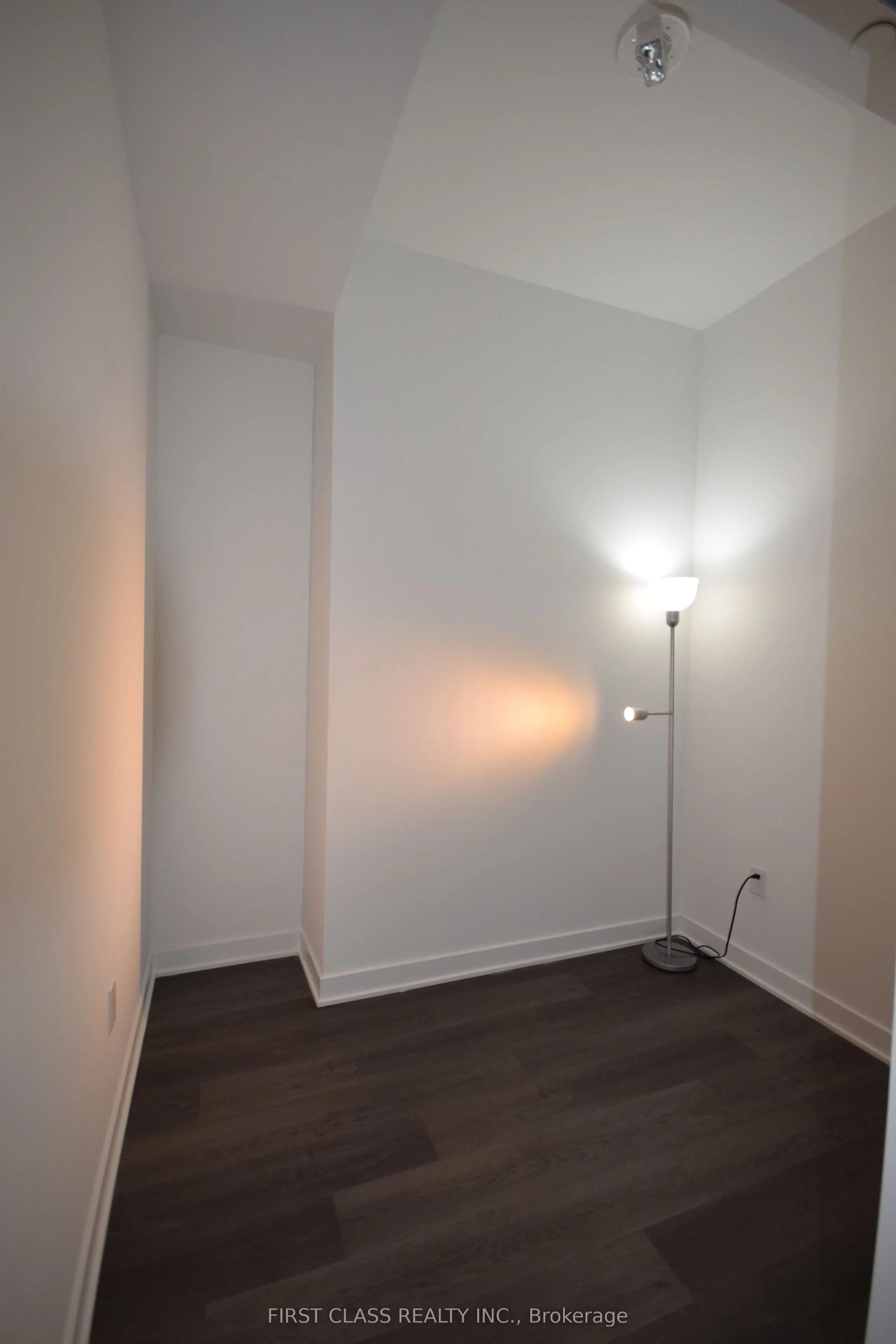 3900 CONFEDERATION Parkway S, #5803