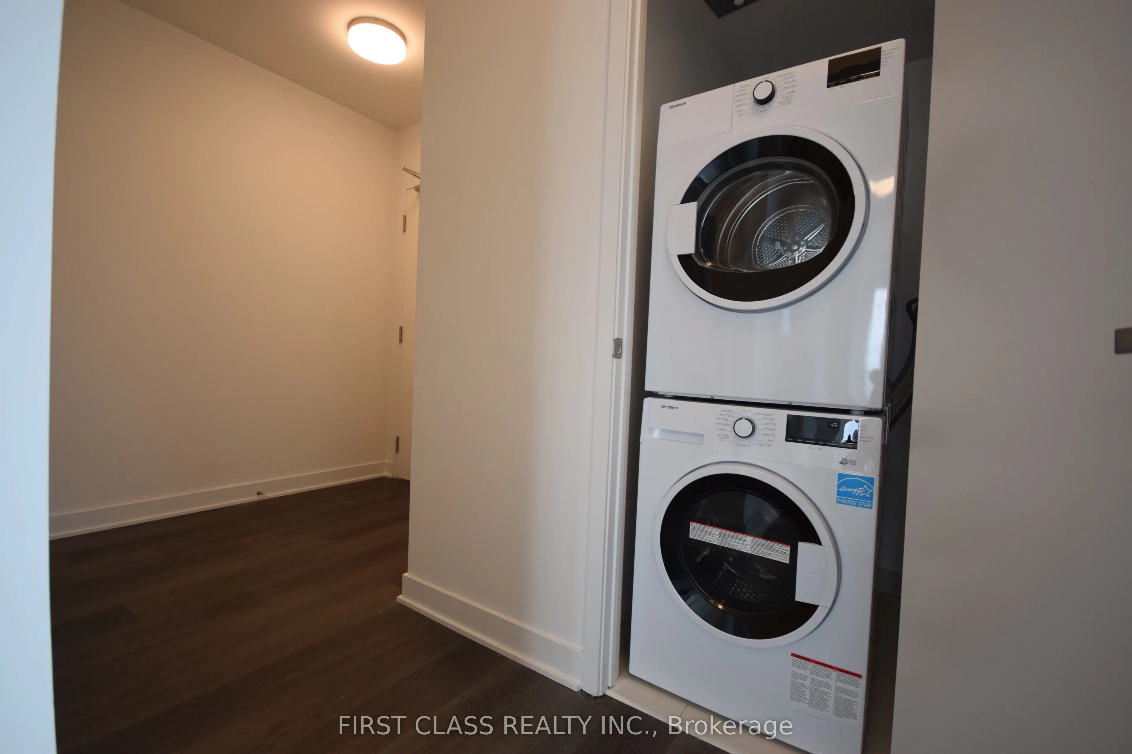 3900 CONFEDERATION Parkway S, #5803