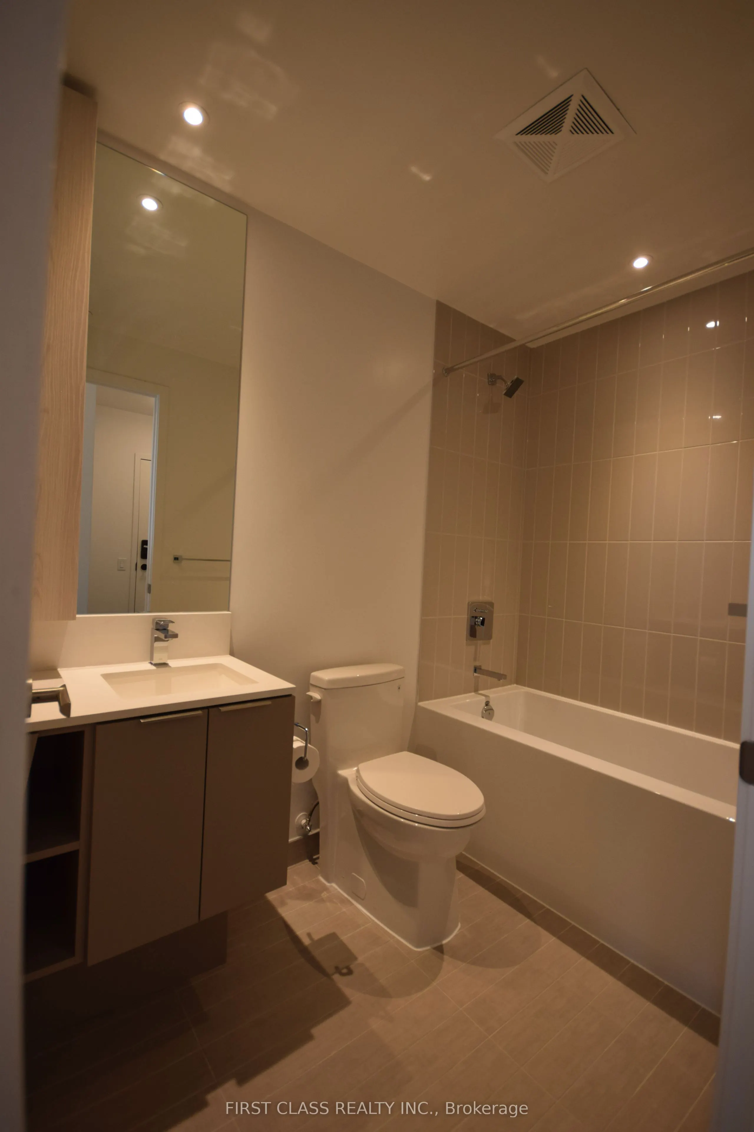 3900 CONFEDERATION Parkway S, #5803