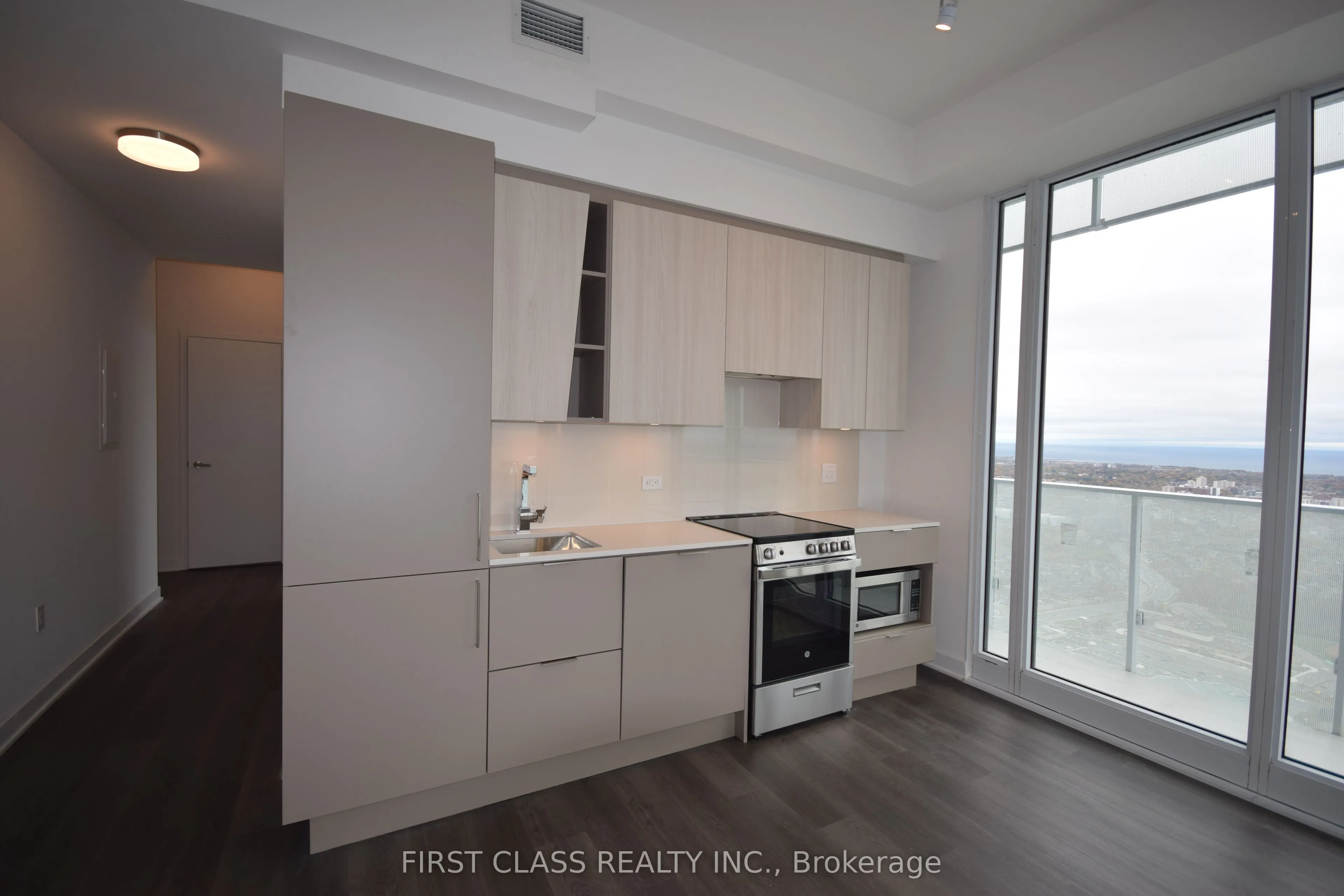 3900 CONFEDERATION Parkway S, #5803