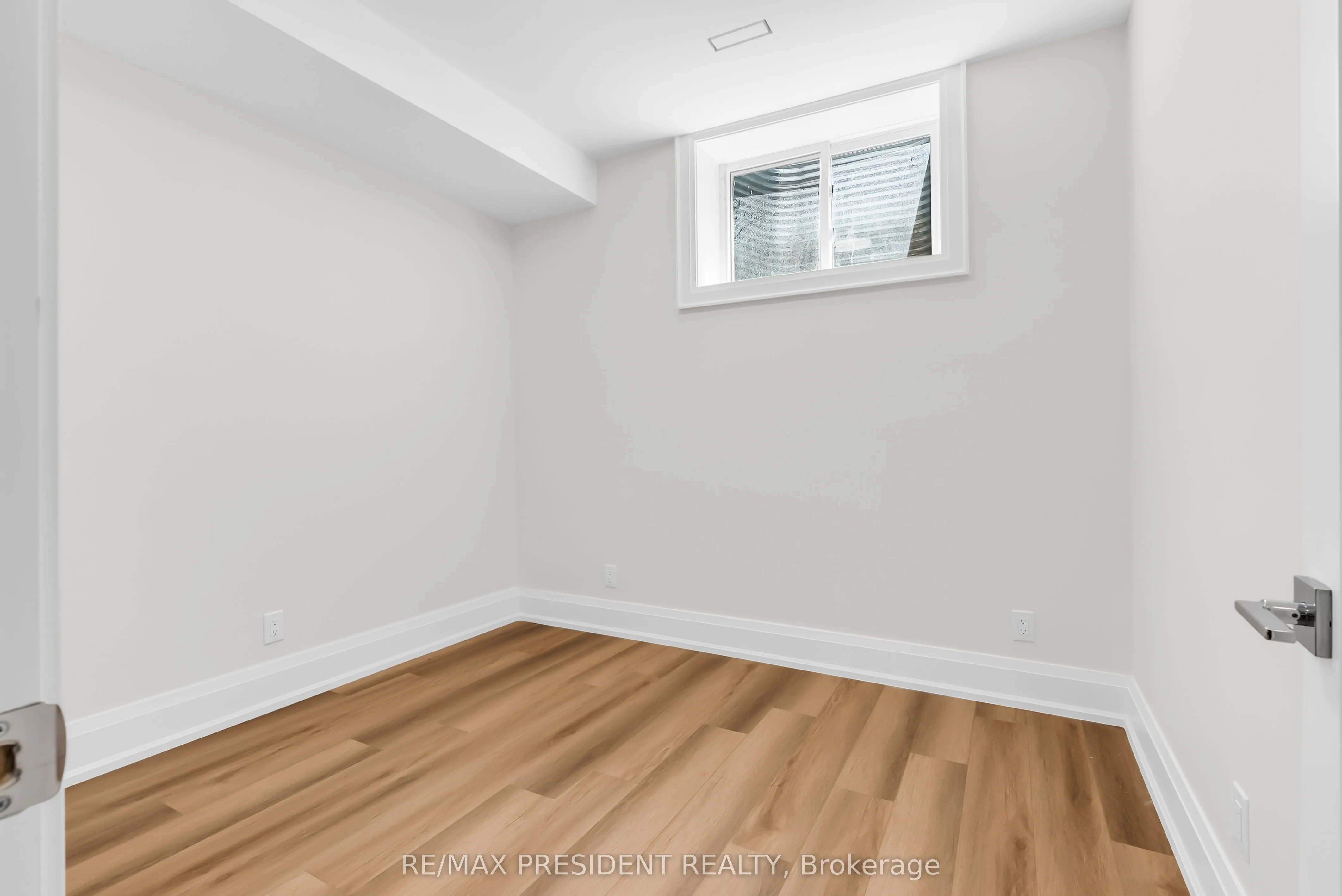 16 Humheller Road