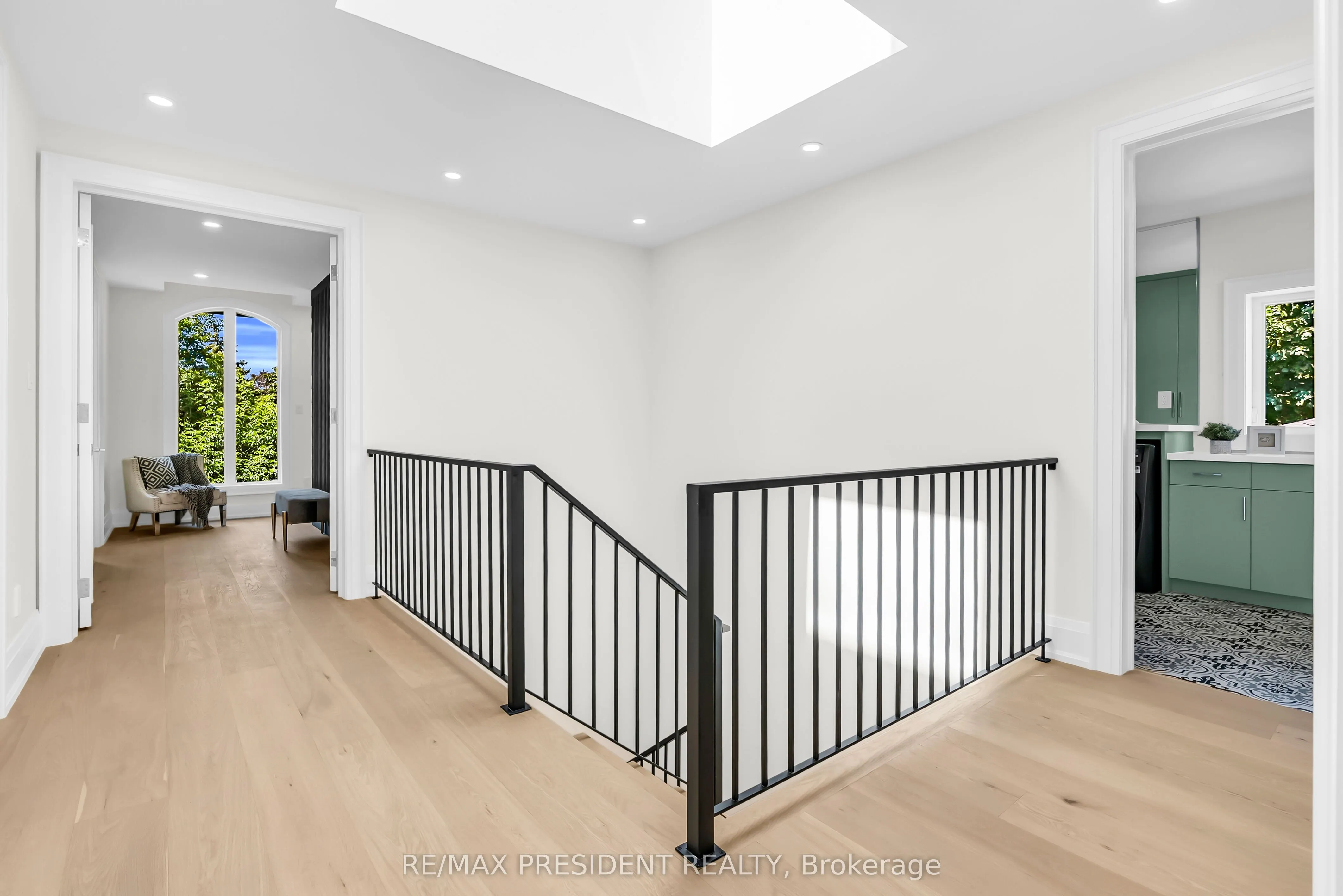 16 Humheller Road