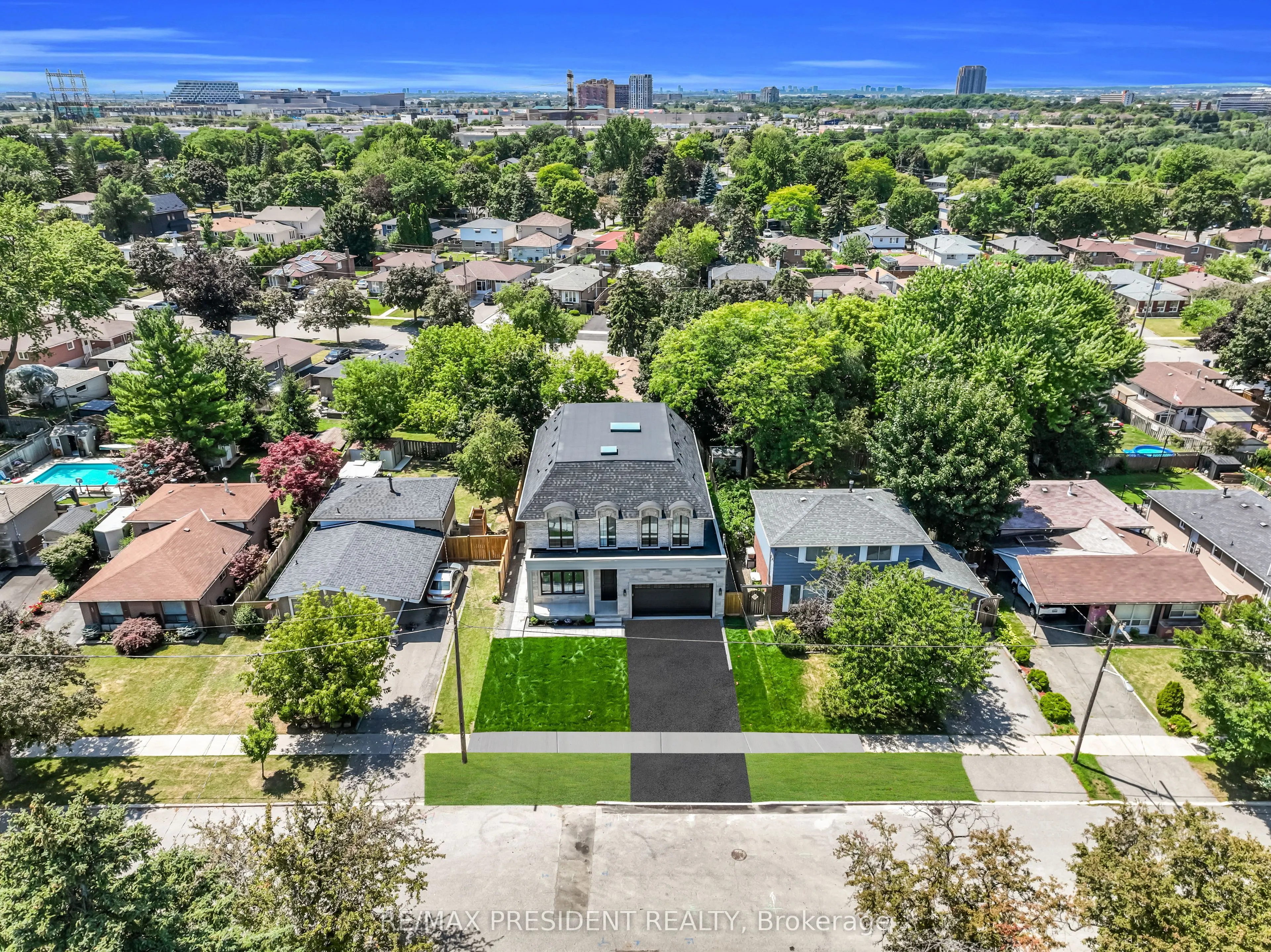 16 Humheller Road