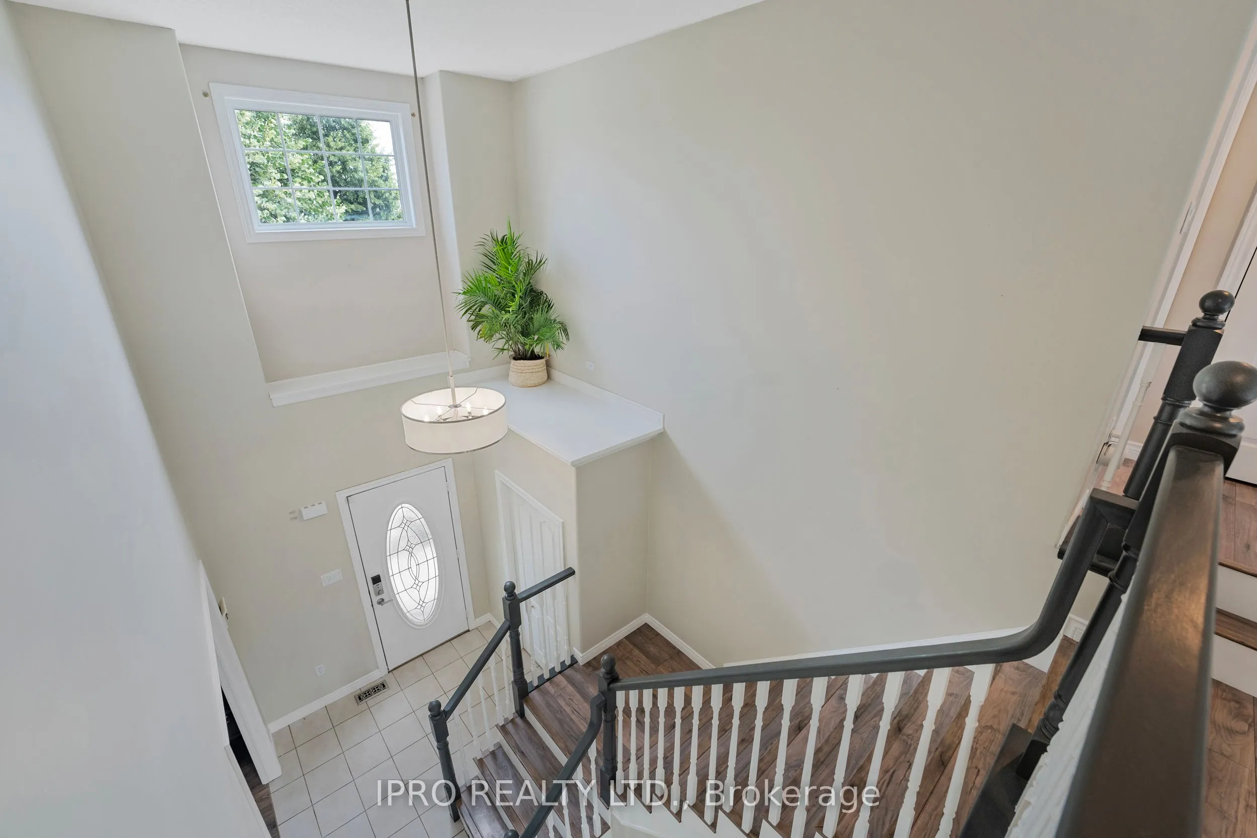 2 Redfern Street