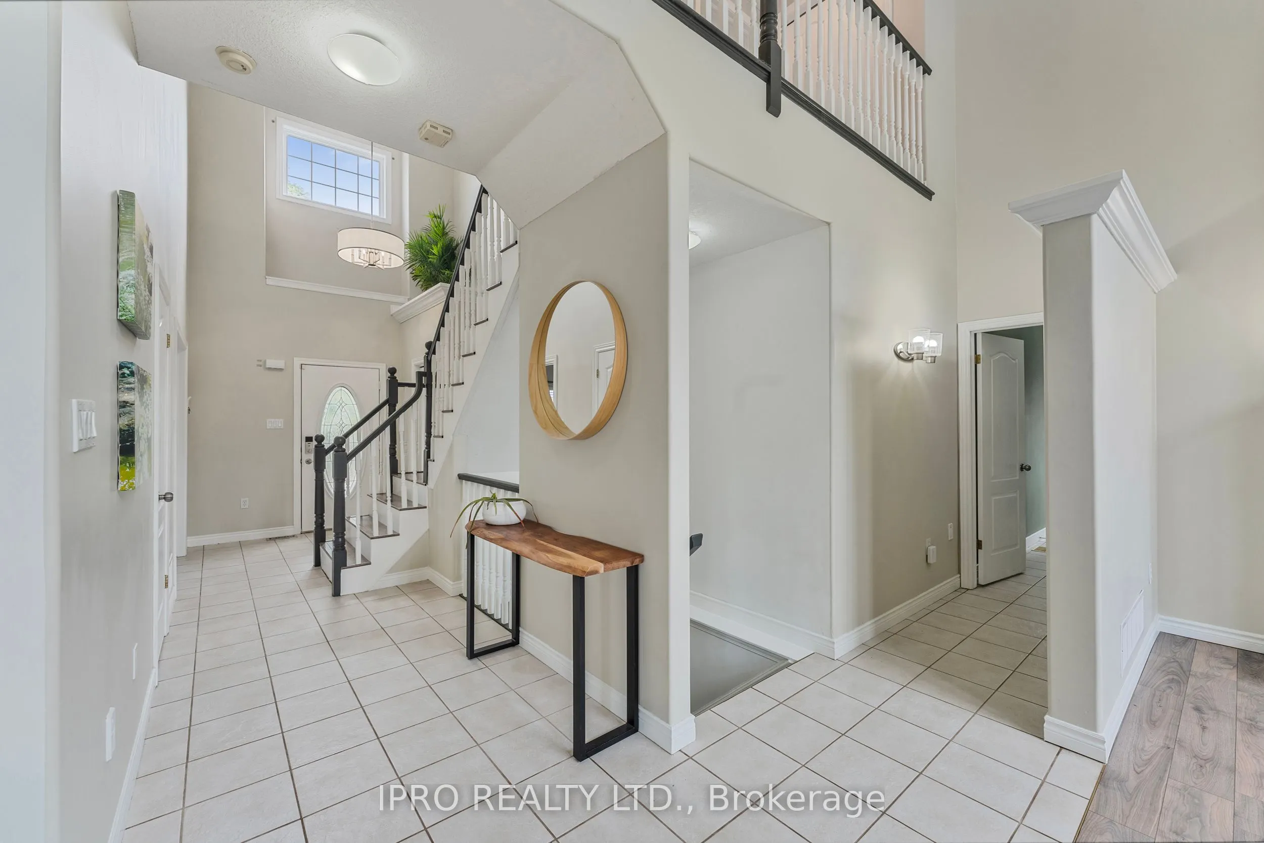 2 Redfern Street