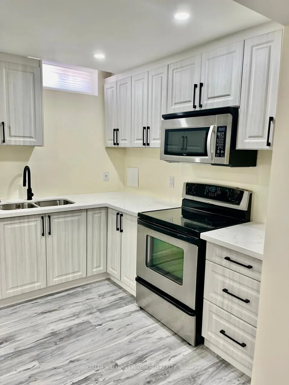 92 Polonia Avenue, #Basement