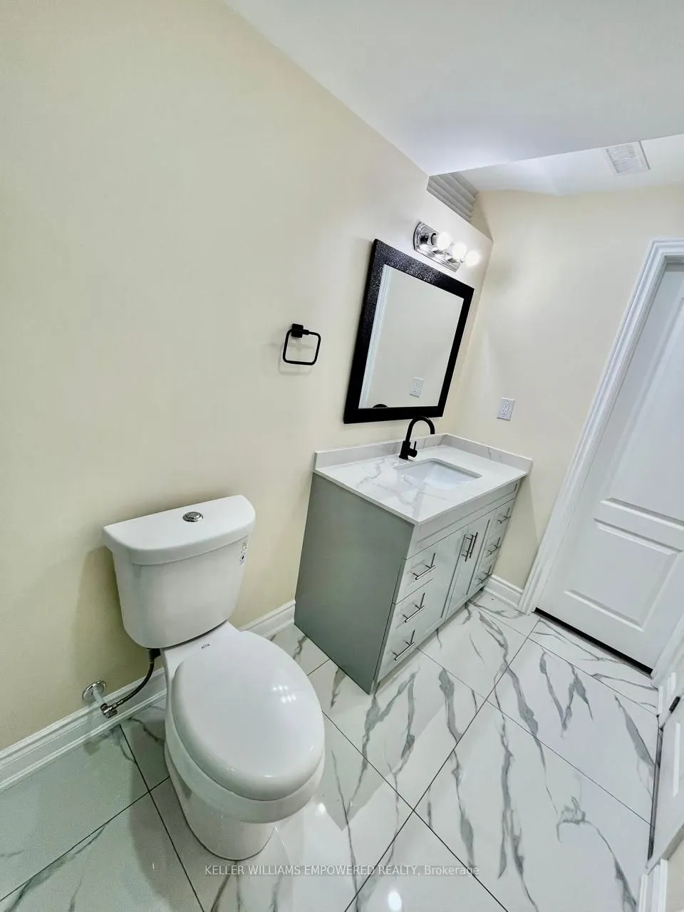 92 Polonia Avenue, #Basement