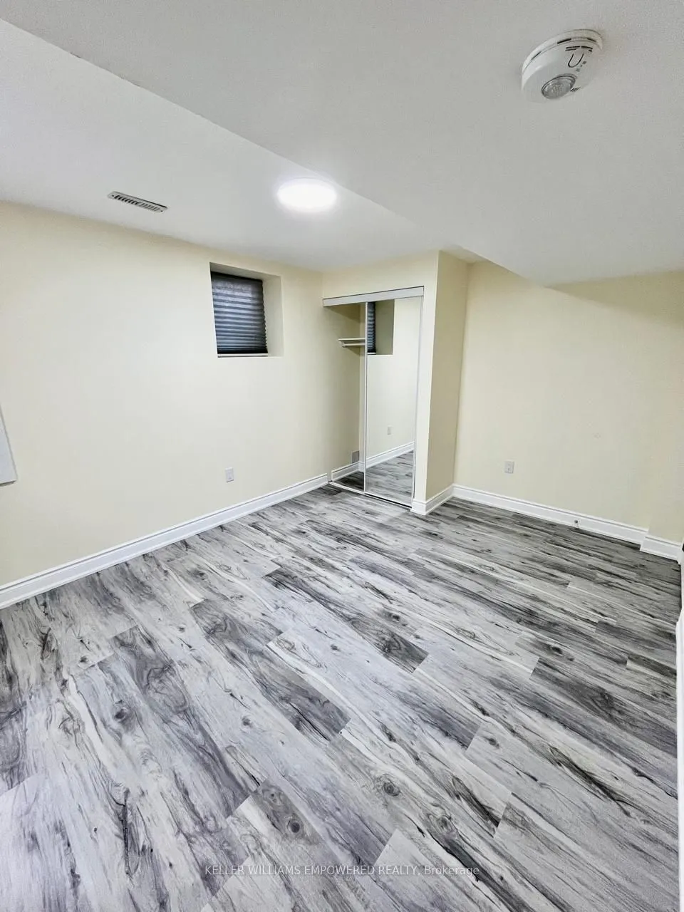 92 Polonia Avenue, #Basement