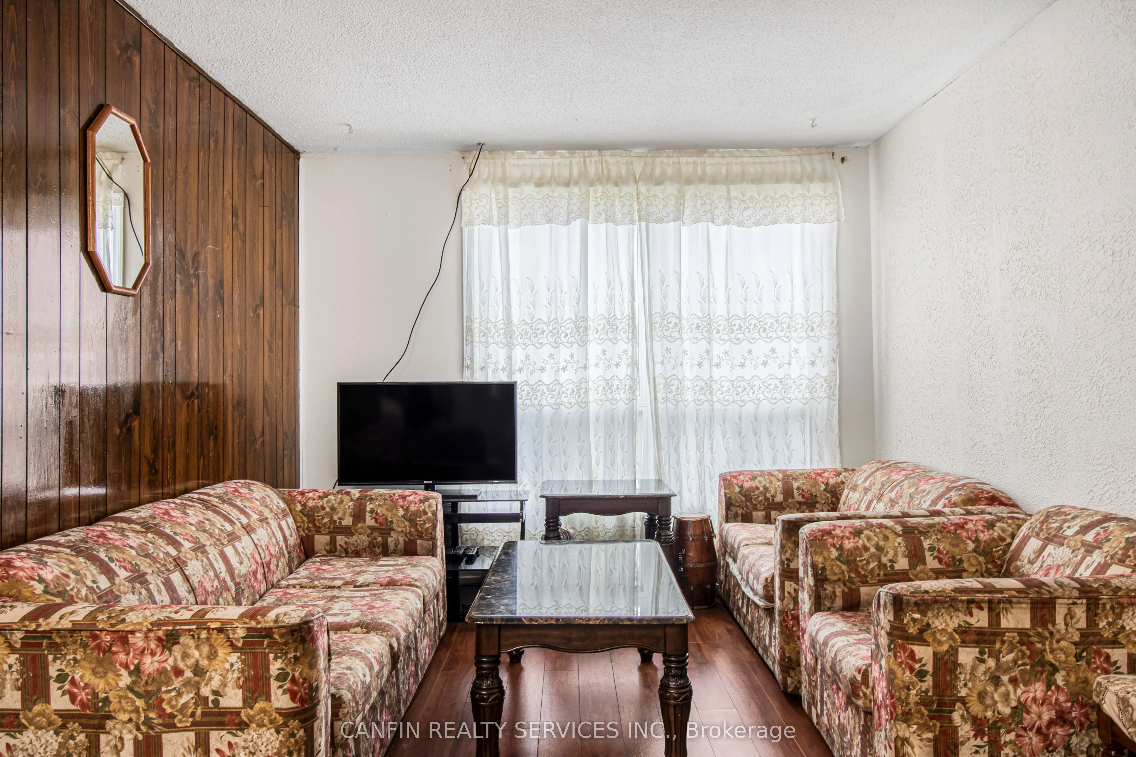 95 Huntingwood Crescent