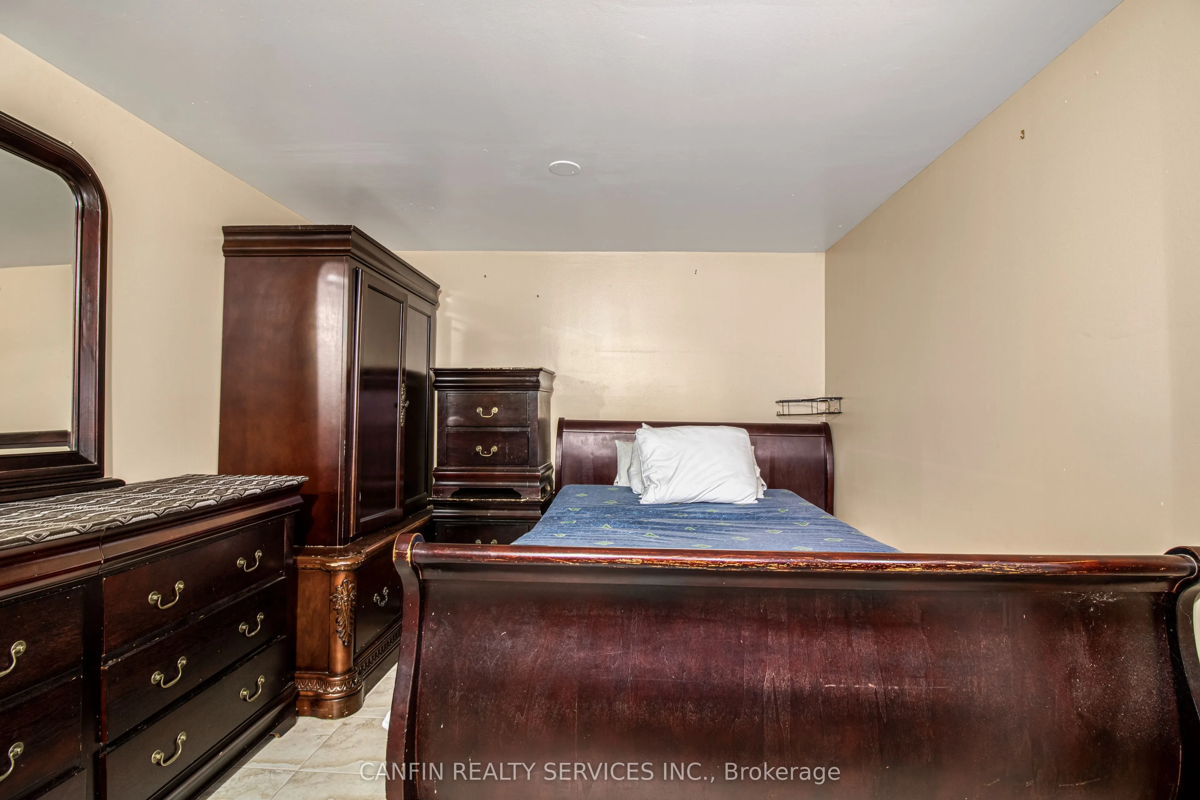 95 Huntingwood Crescent