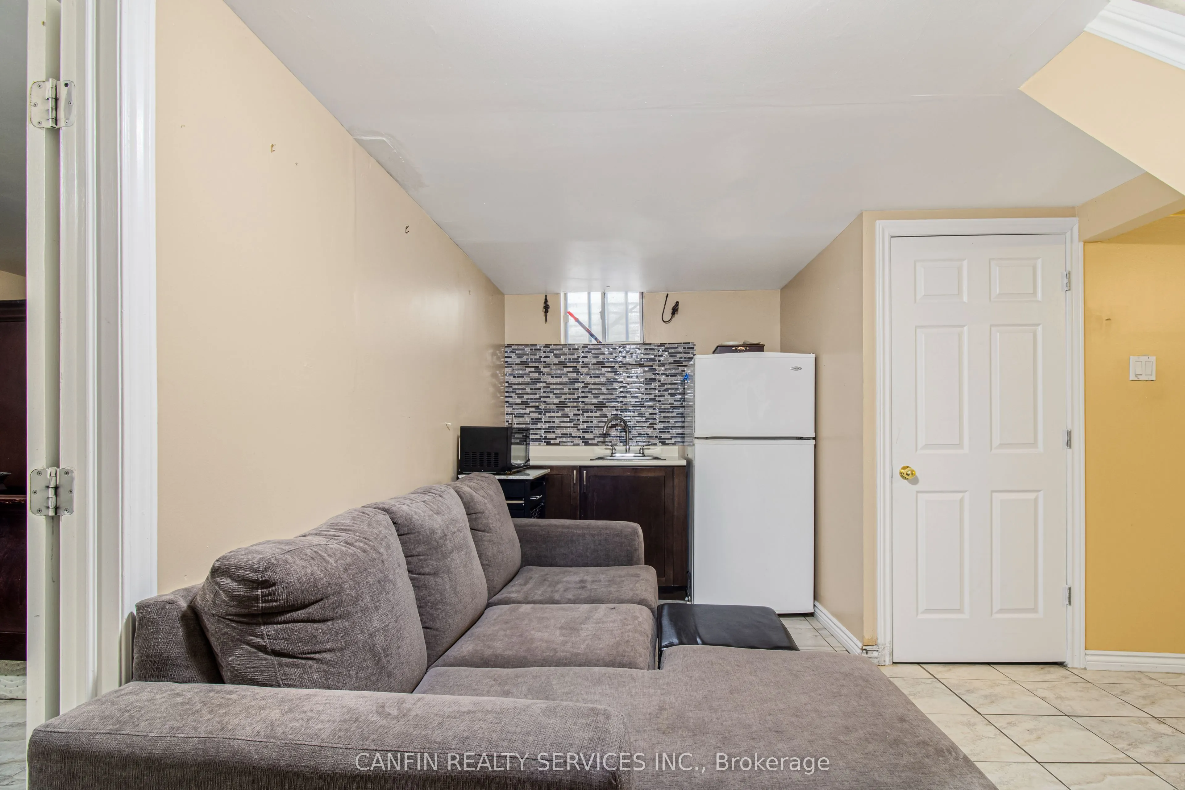95 Huntingwood Crescent