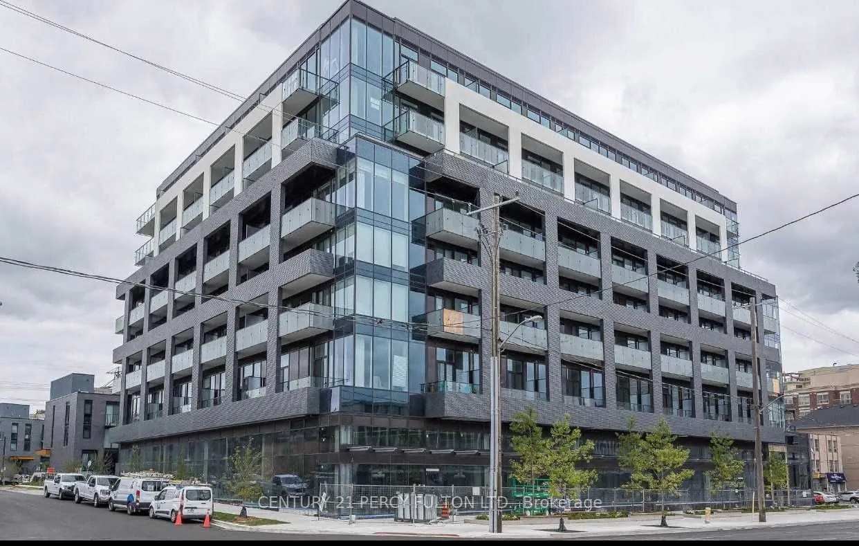 4208 Dundas Street W, #816