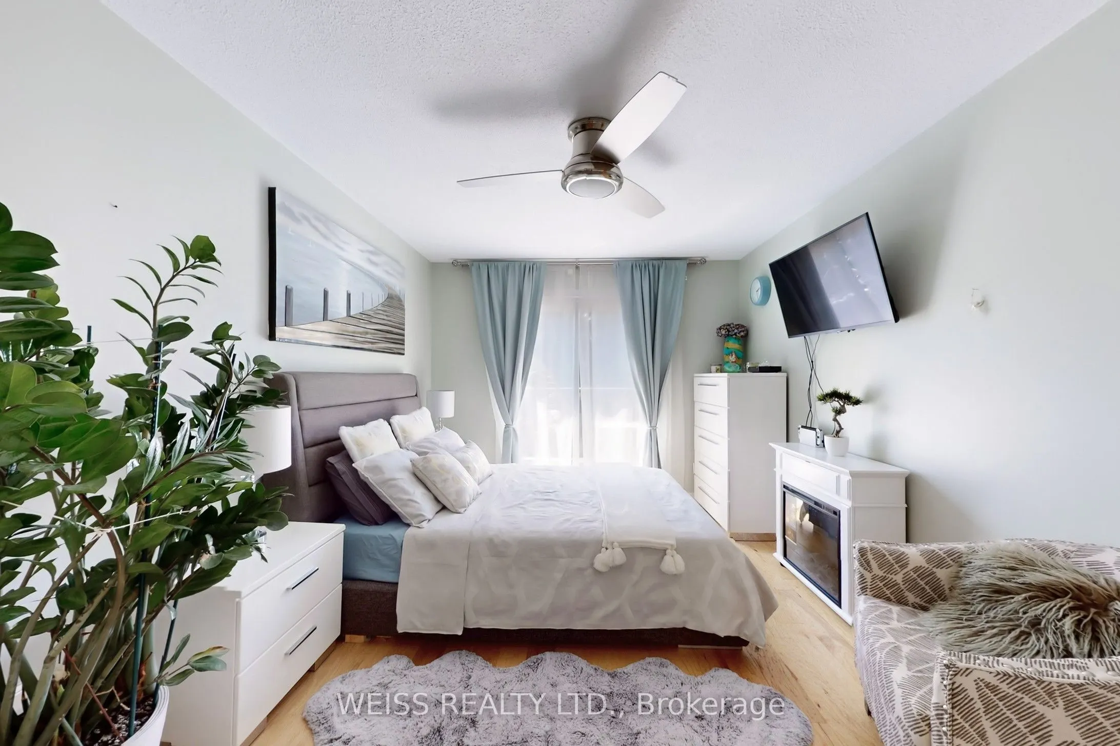 2120 Rathburn Road E, #5