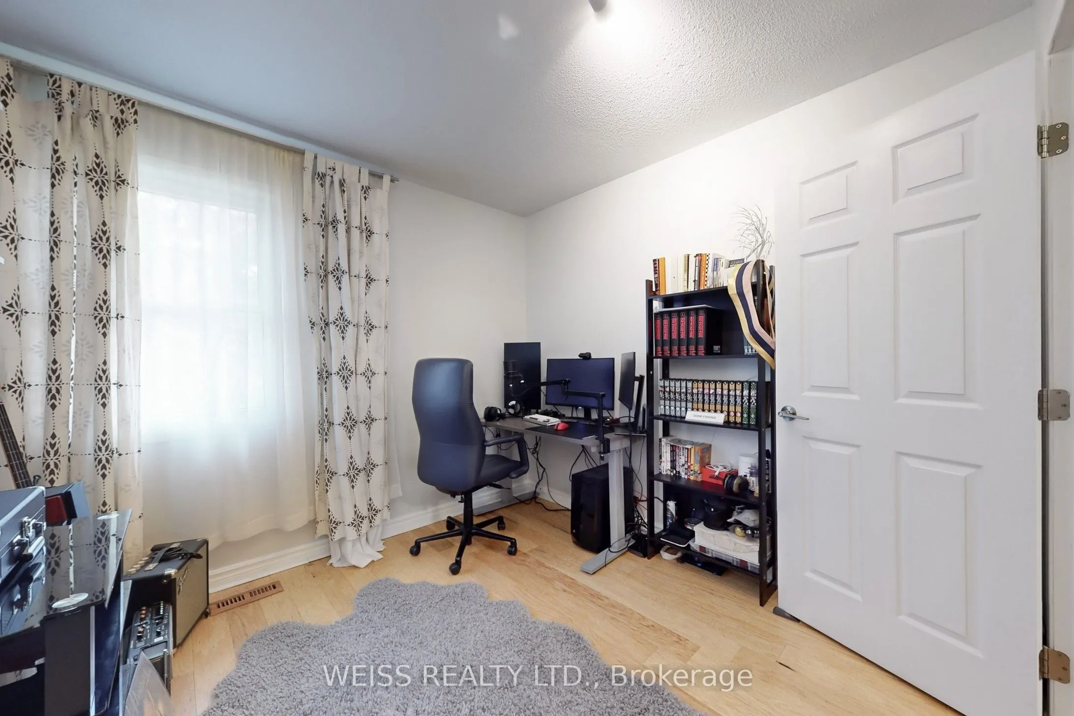 2120 Rathburn Road E, #5