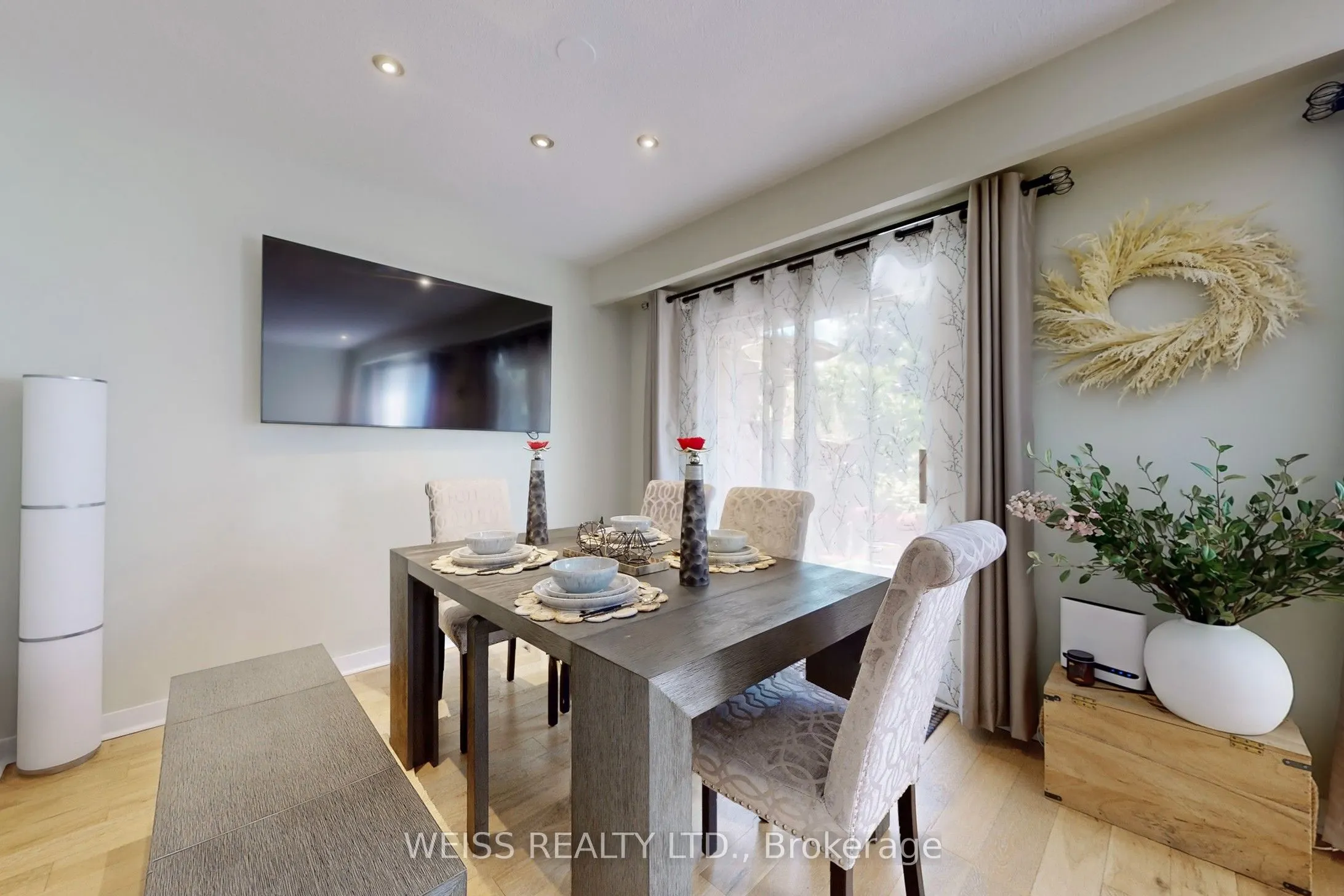 2120 Rathburn Road E, #5
