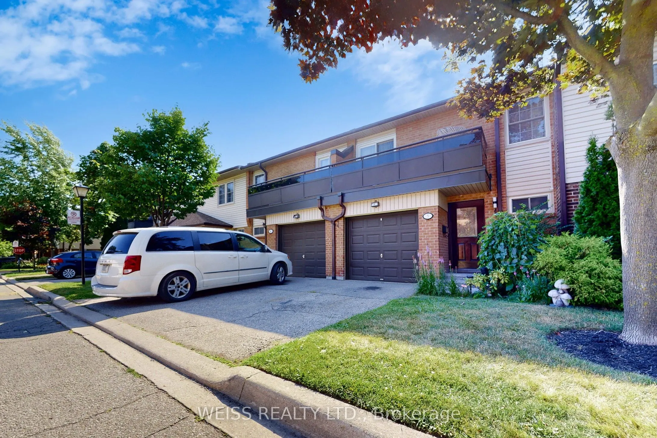 2120 Rathburn Road E, #5