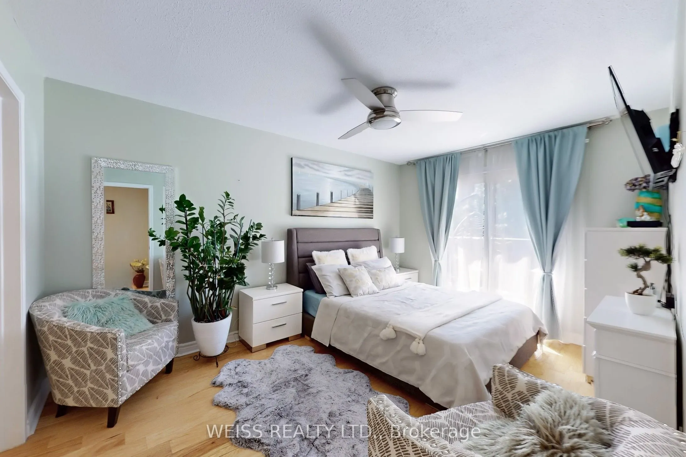 2120 Rathburn Road E, #5