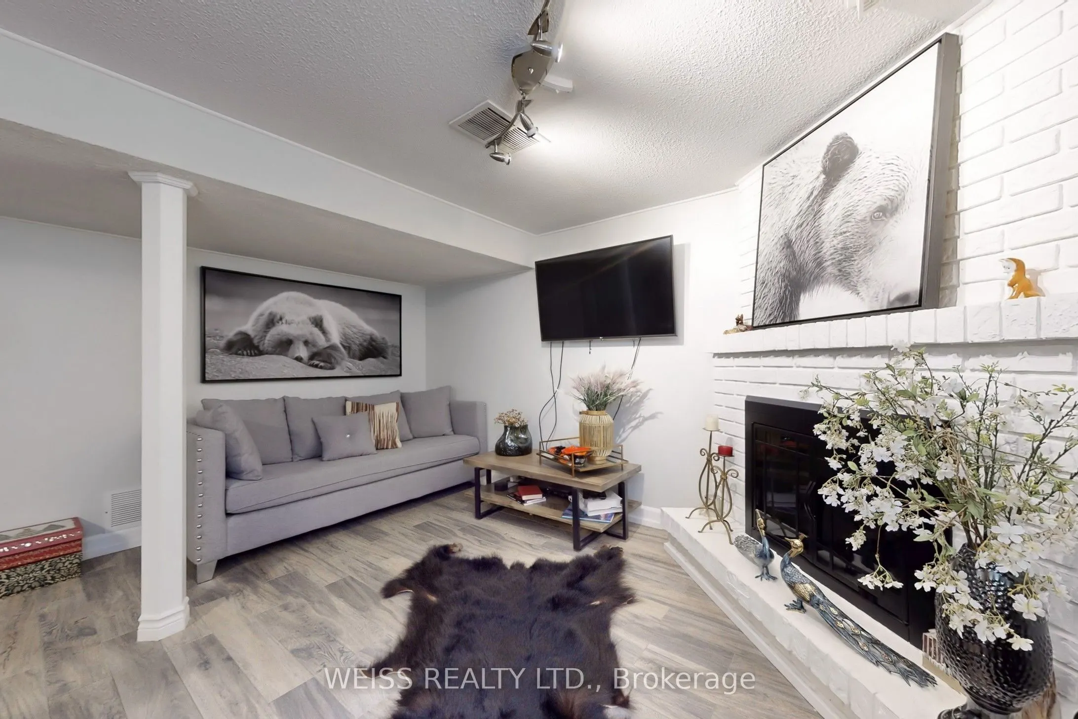 2120 Rathburn Road E, #5