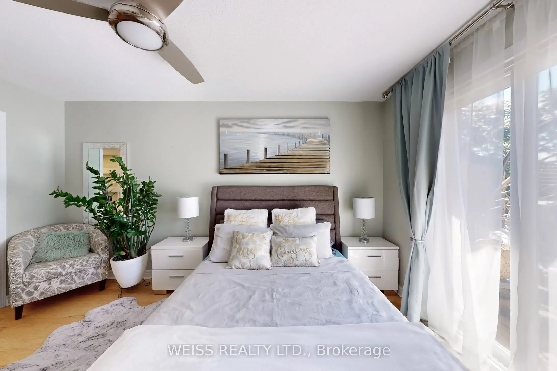 2120 Rathburn Road E, #5