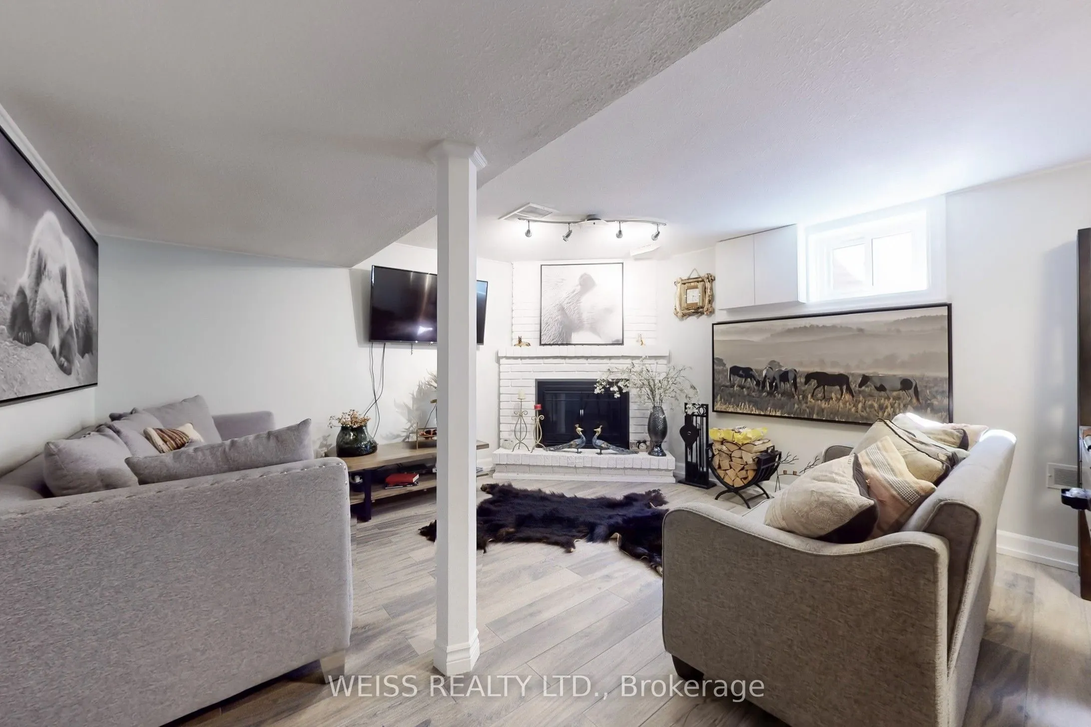 2120 Rathburn Road E, #5