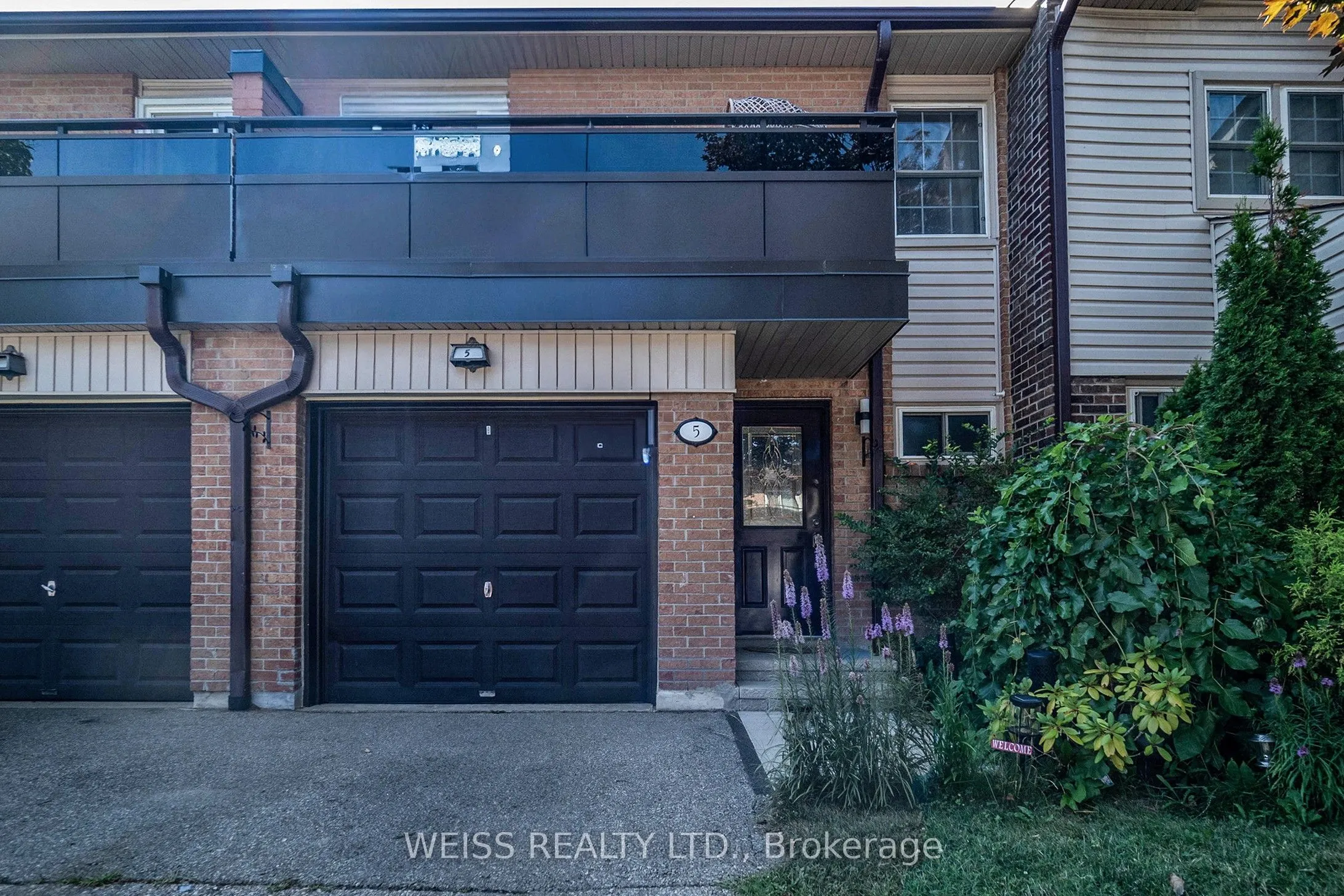 2120 Rathburn Road E, #5