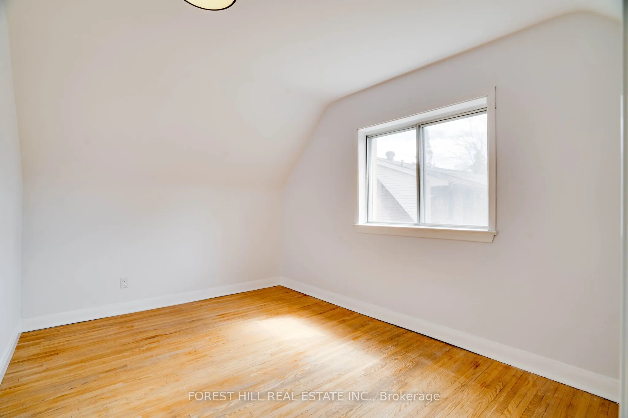 12 Glen Agar Drive