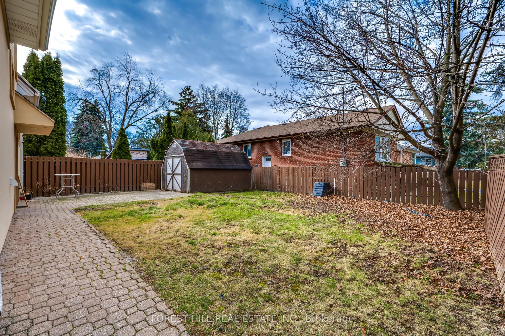 12 Glen Agar Drive