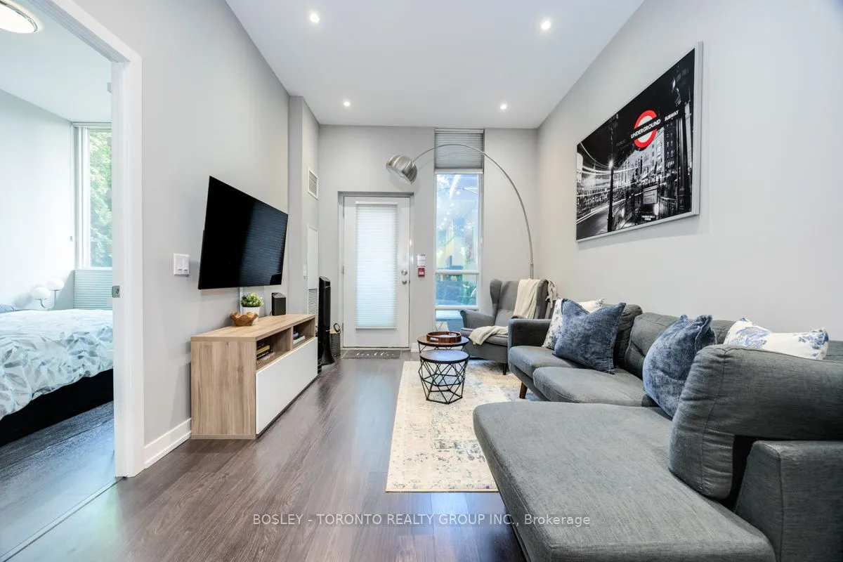 8 Fieldway Road, #105