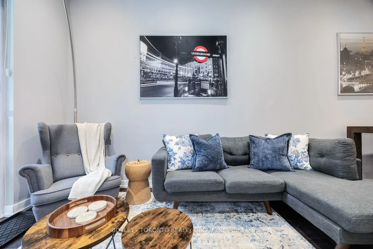 8 Fieldway Road, #105