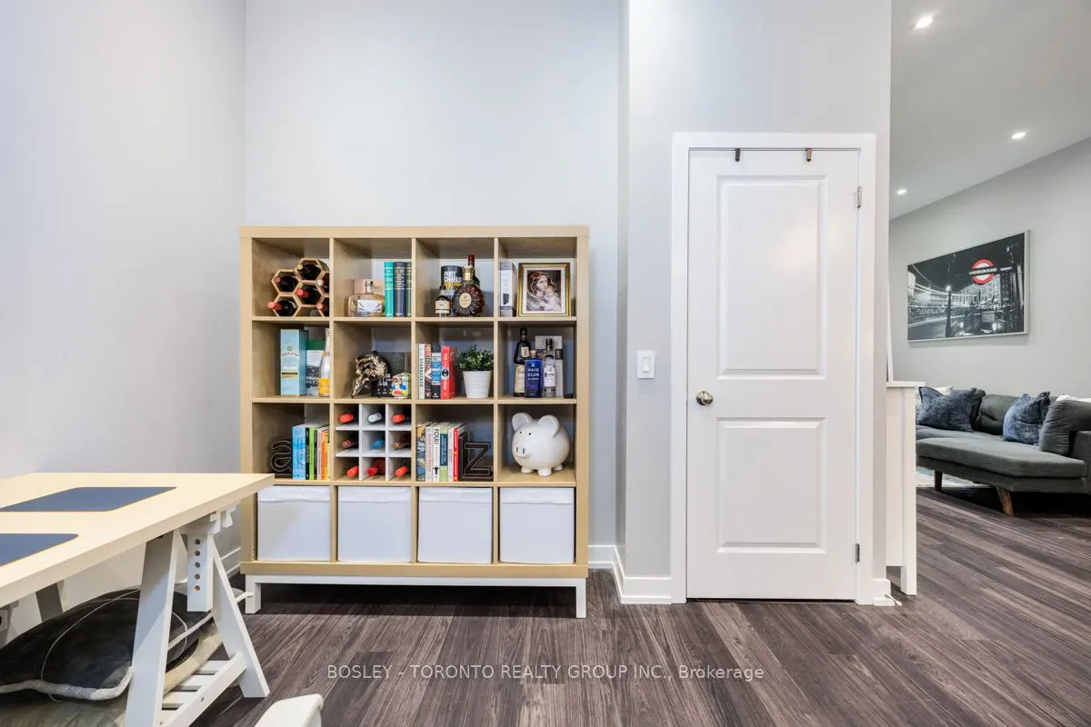 8 Fieldway Road, #105