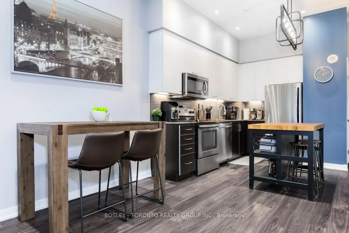 8 Fieldway Road, #105