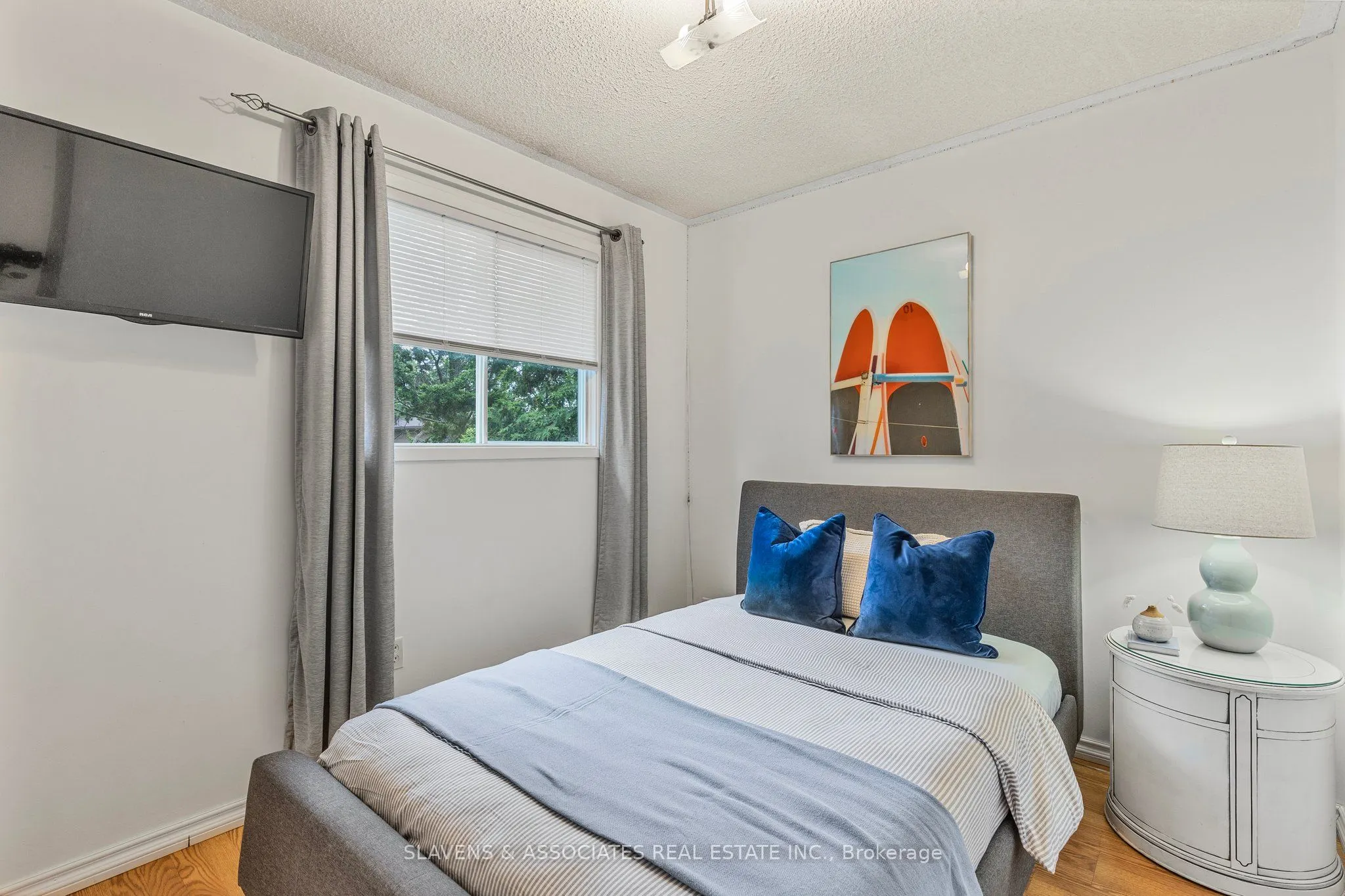 37 Vodden Street W