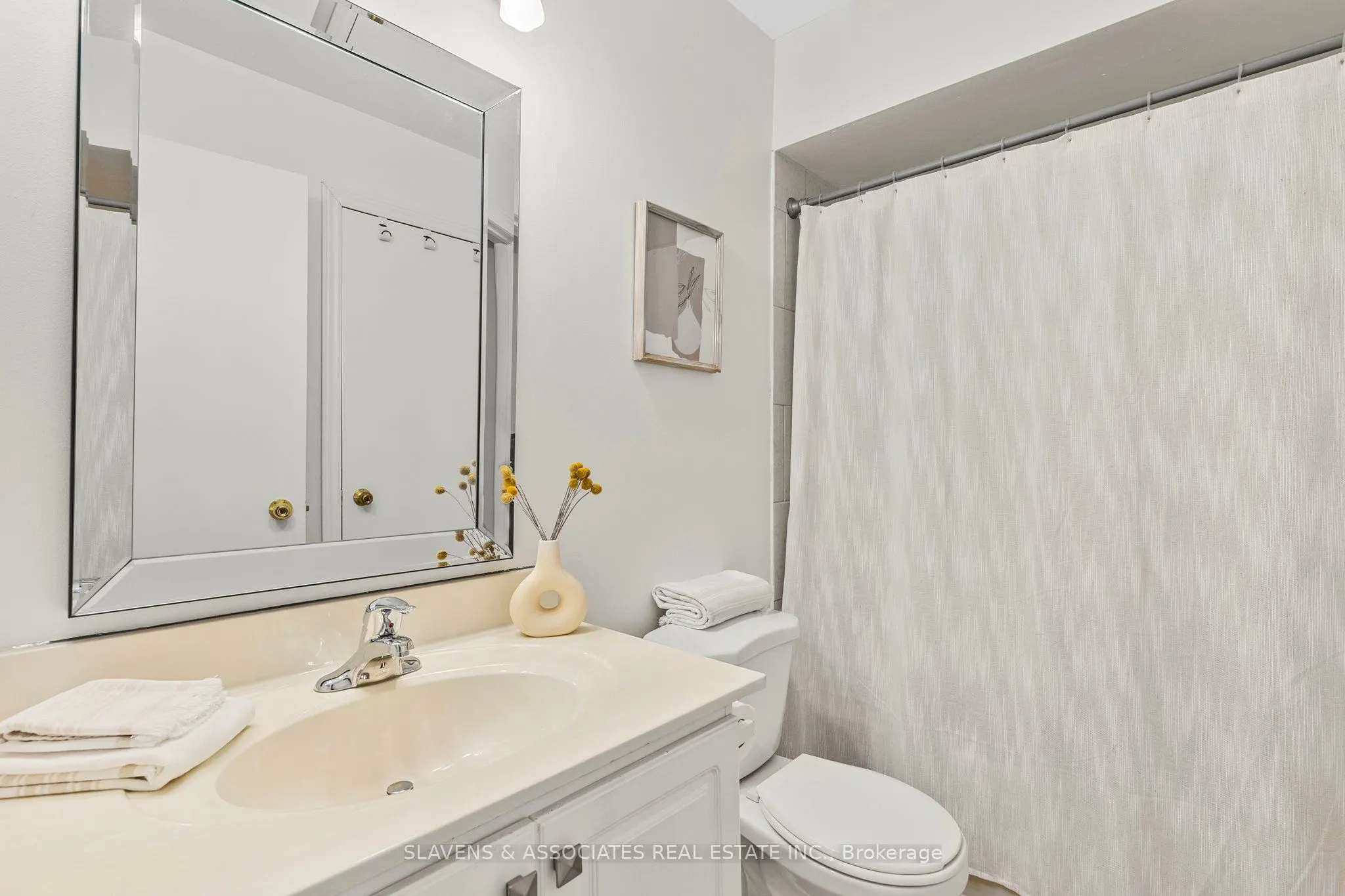 37 Vodden Street W