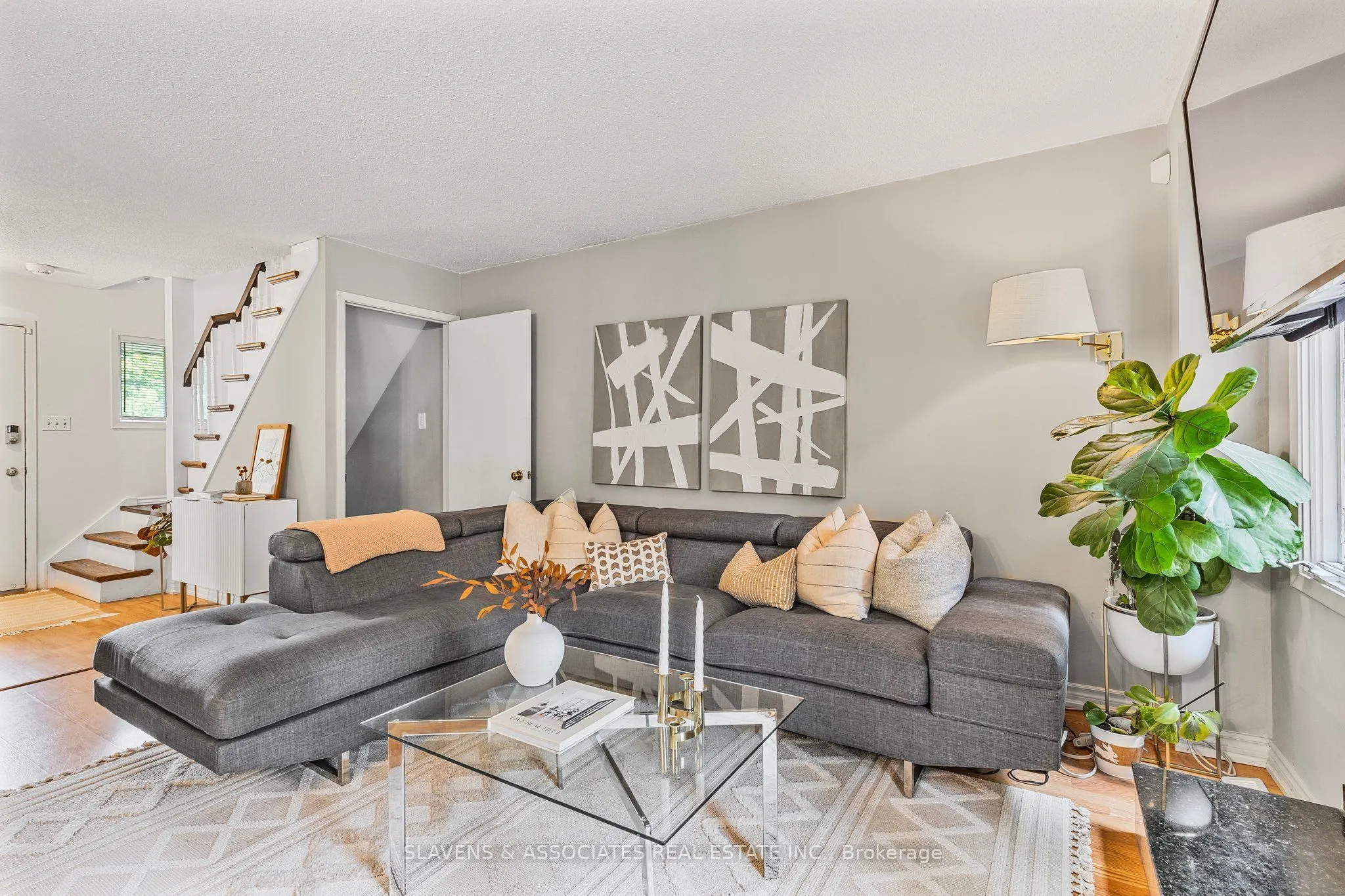 37 Vodden Street W