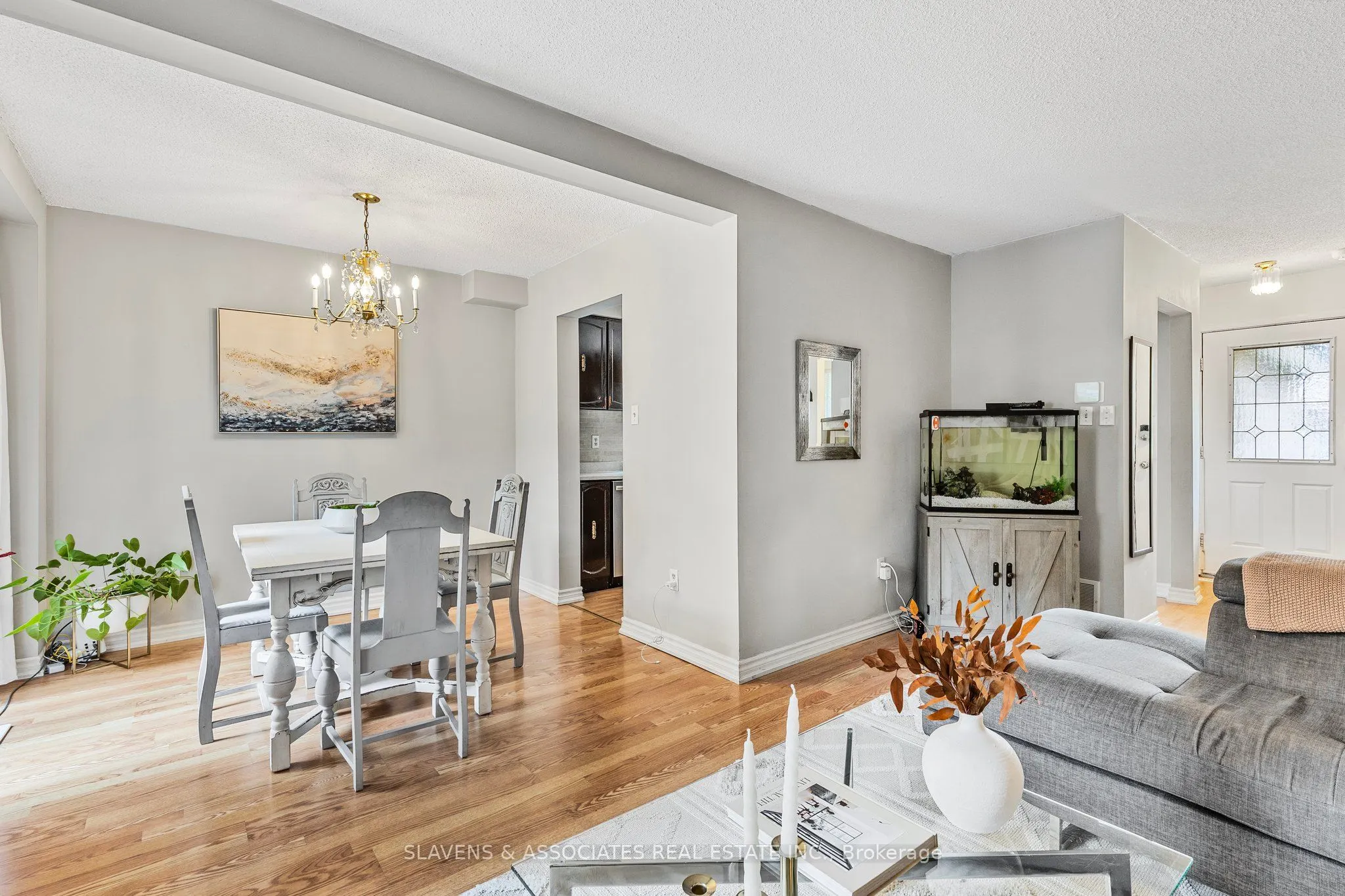 37 Vodden Street W