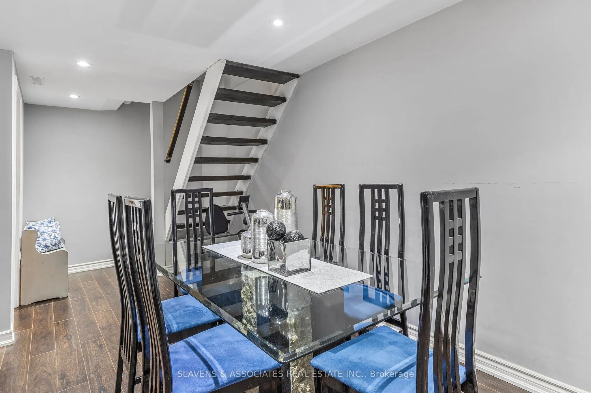 37 Vodden Street W