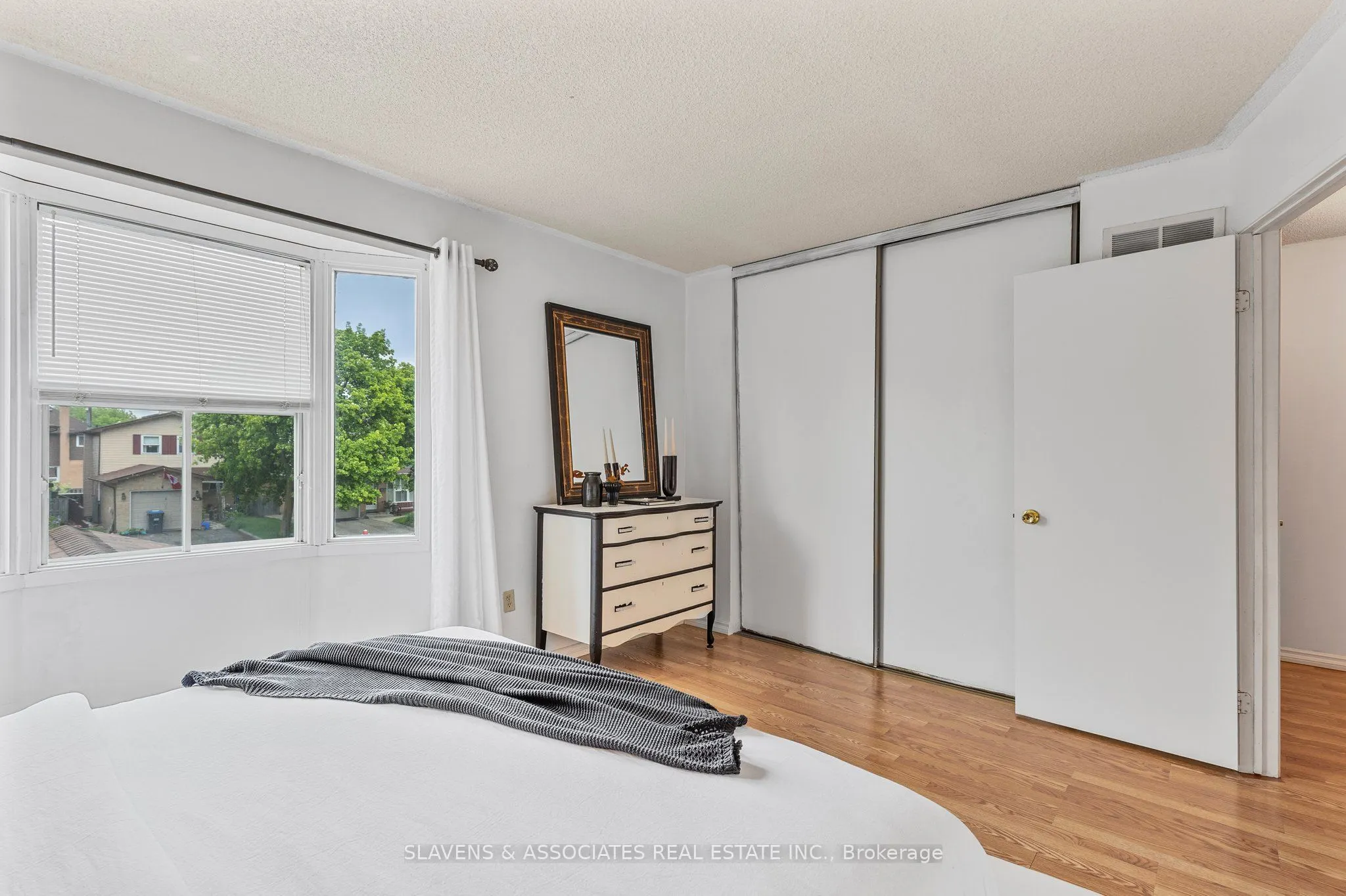37 Vodden Street W