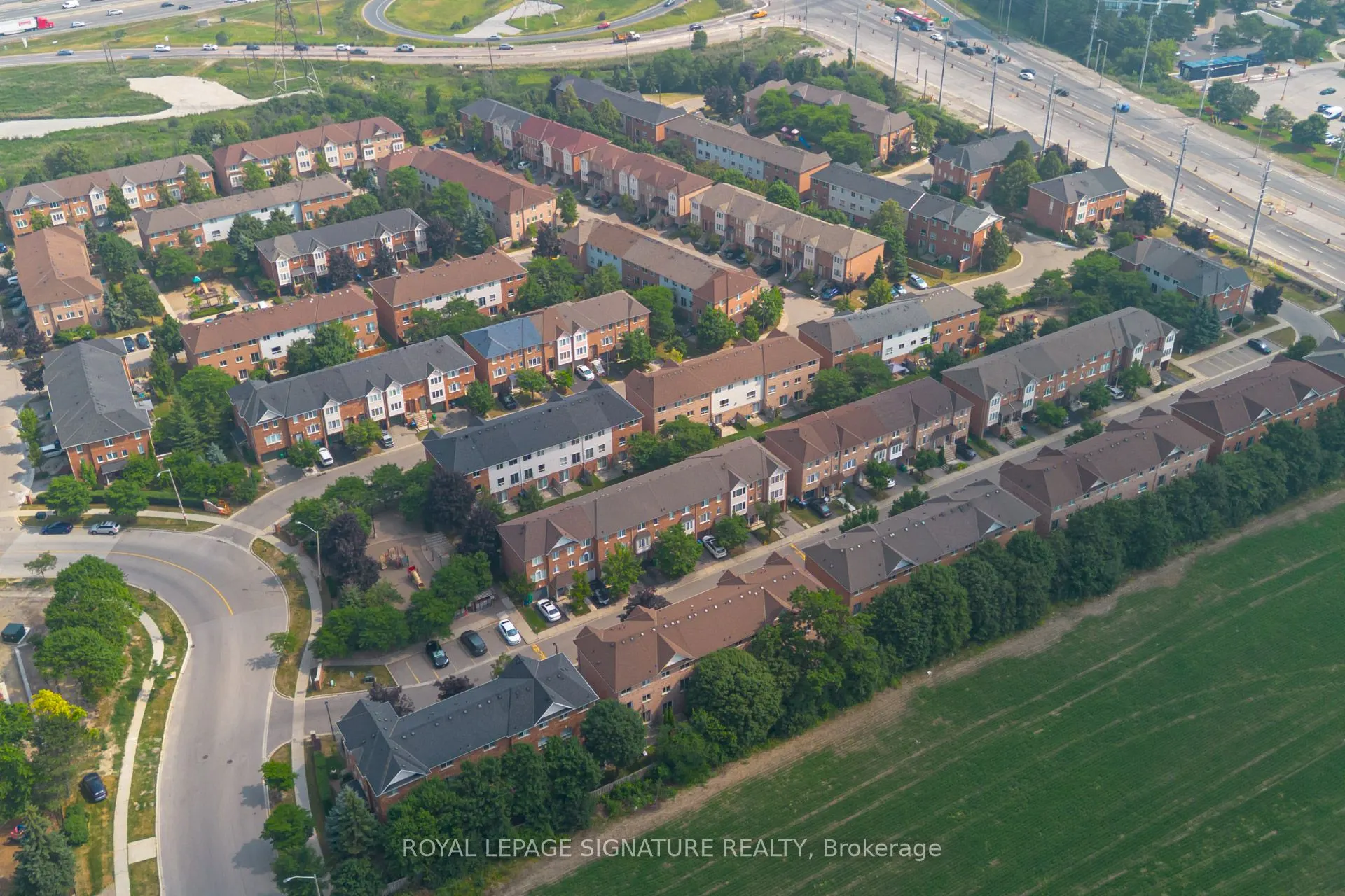 80 Acorn Place, #49