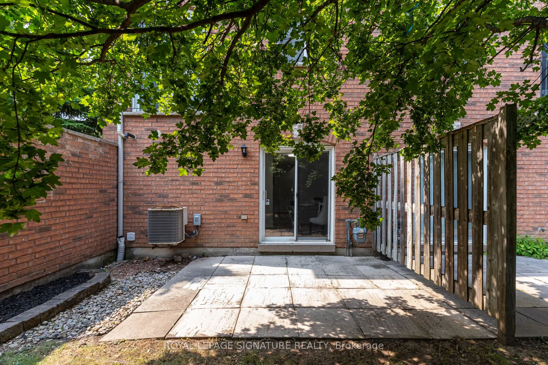 80 Acorn Place, #49