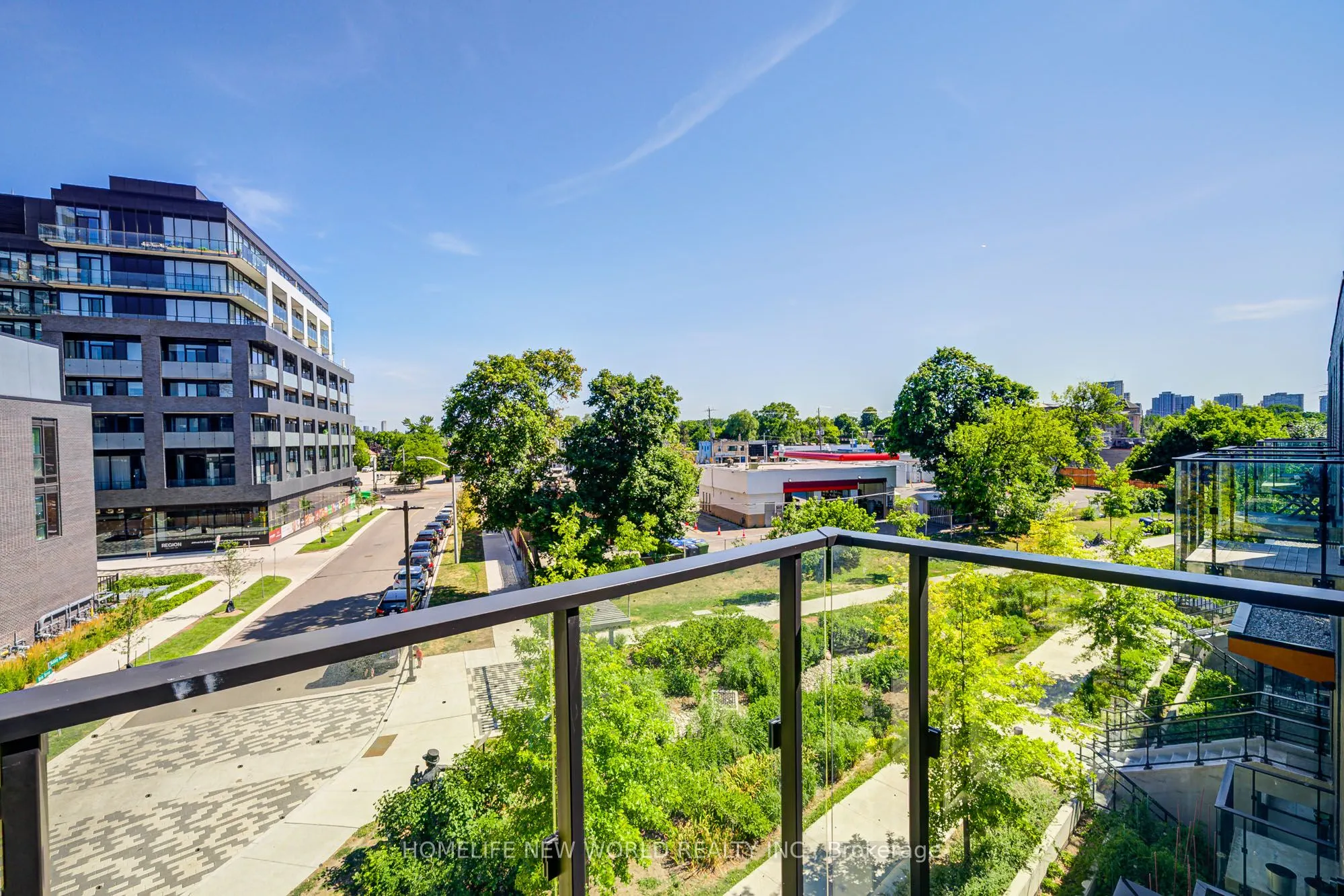 10 Brin Drive, #18