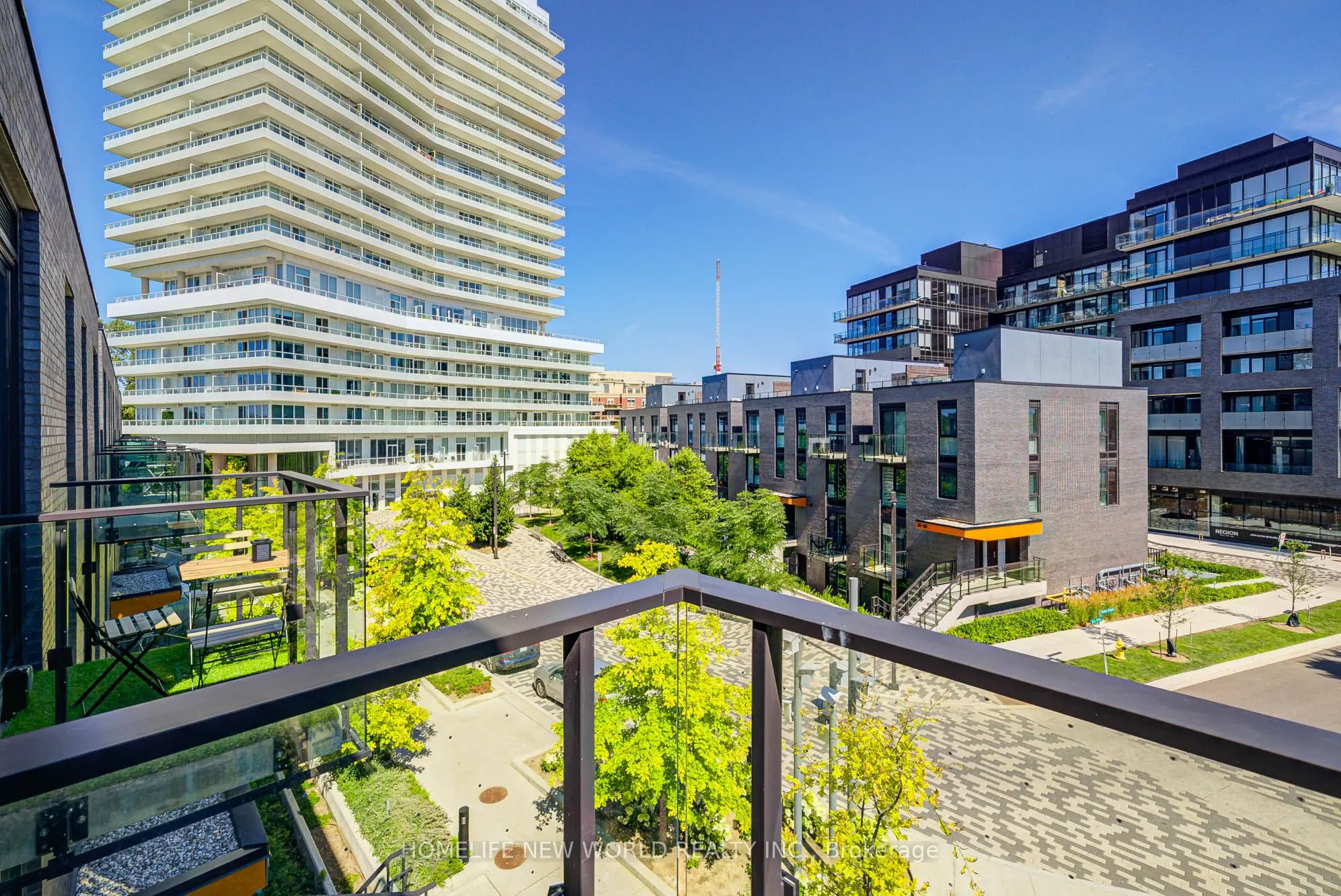 10 Brin Drive, #18