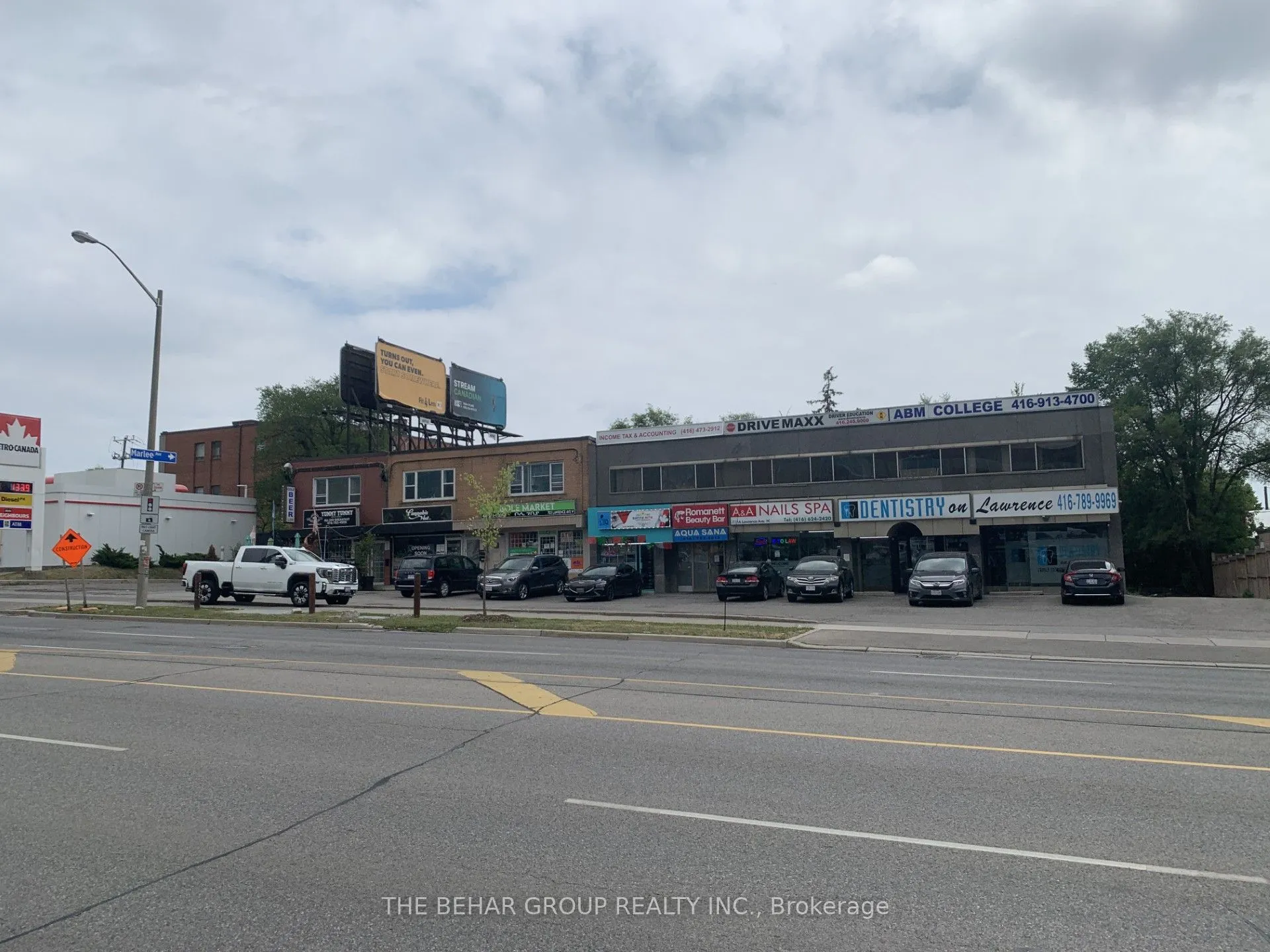 705 Lawrence Avenue W, #206