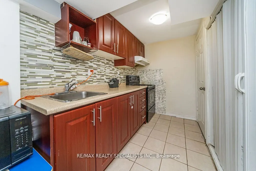 64 Botavia Downs Drive