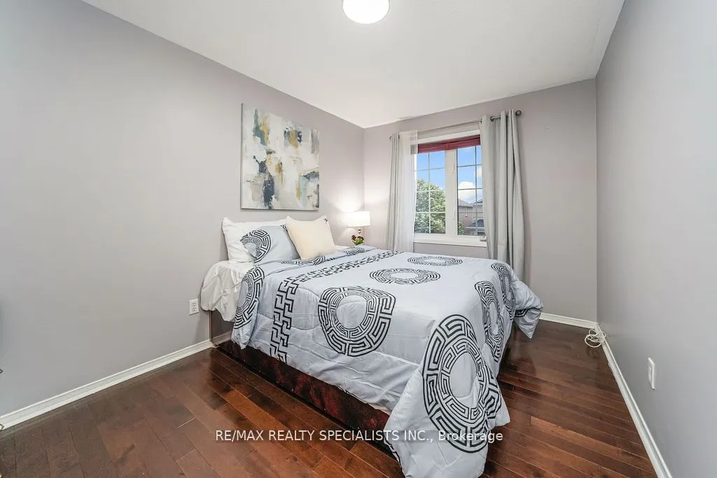 64 Botavia Downs Drive