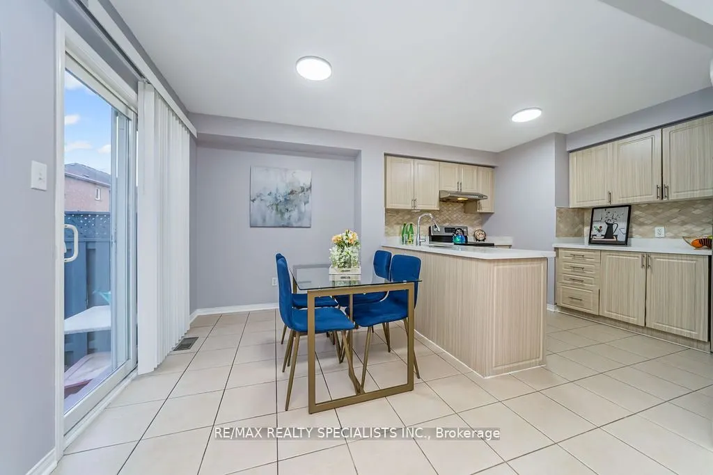 64 Botavia Downs Drive